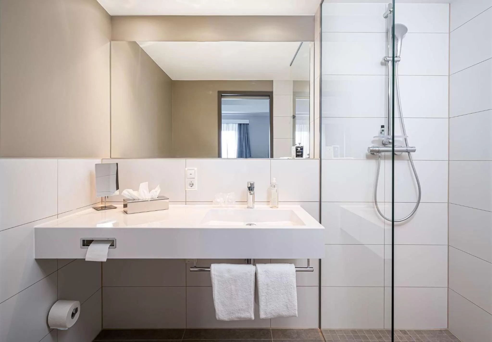 Bedroom in elaya hotel oberhausen