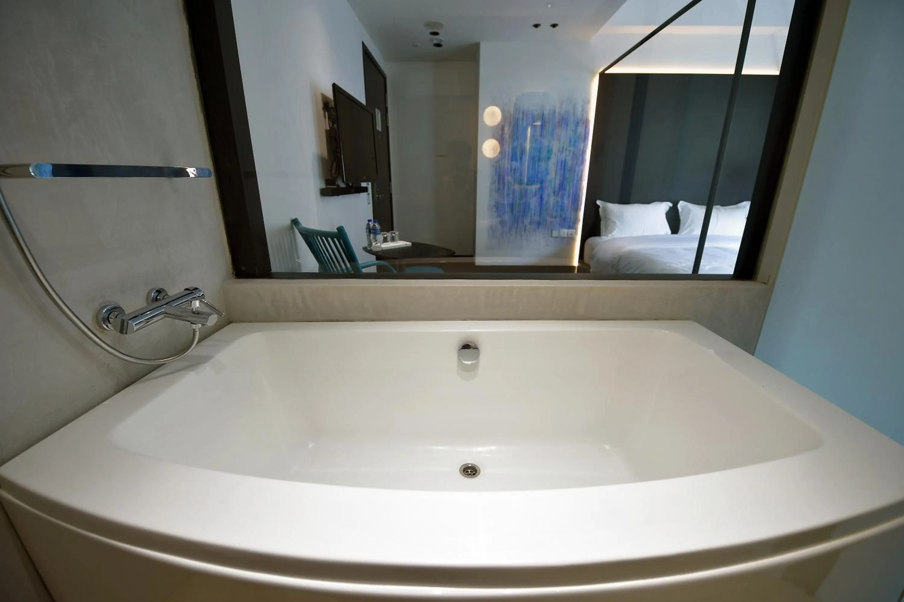 Bathroom in Hi Hotel