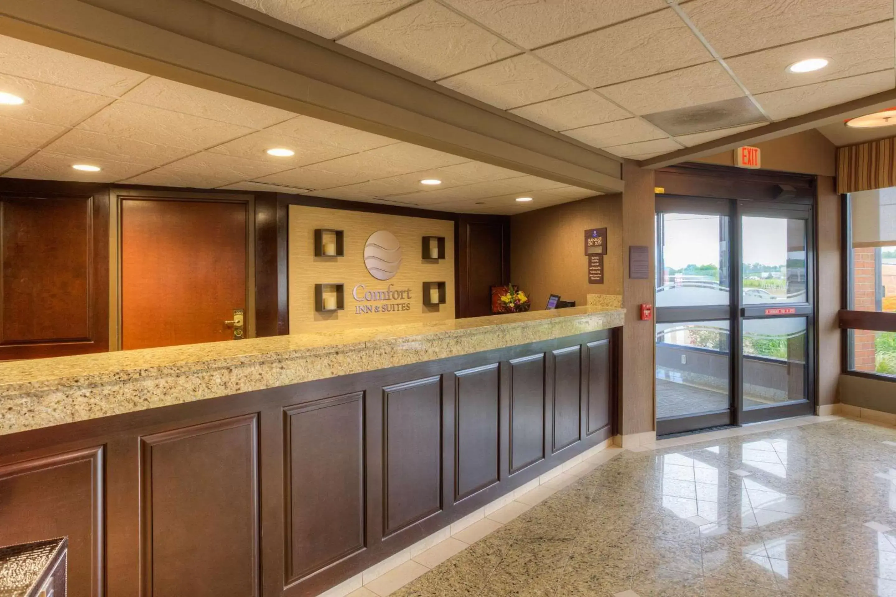 Lobby or reception, Lobby/Reception in Comfort Inn & Suites Evansville Airport