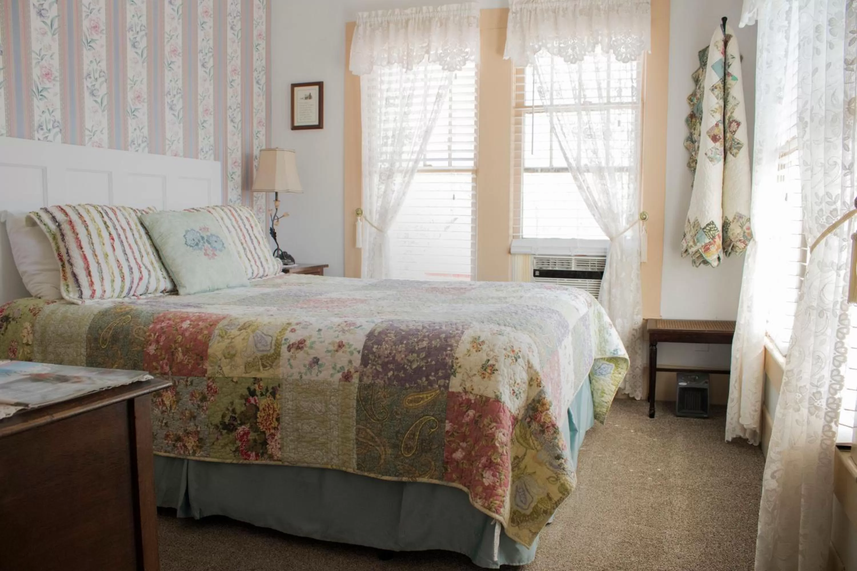 Bed in Wildflower Bed and Breakfast