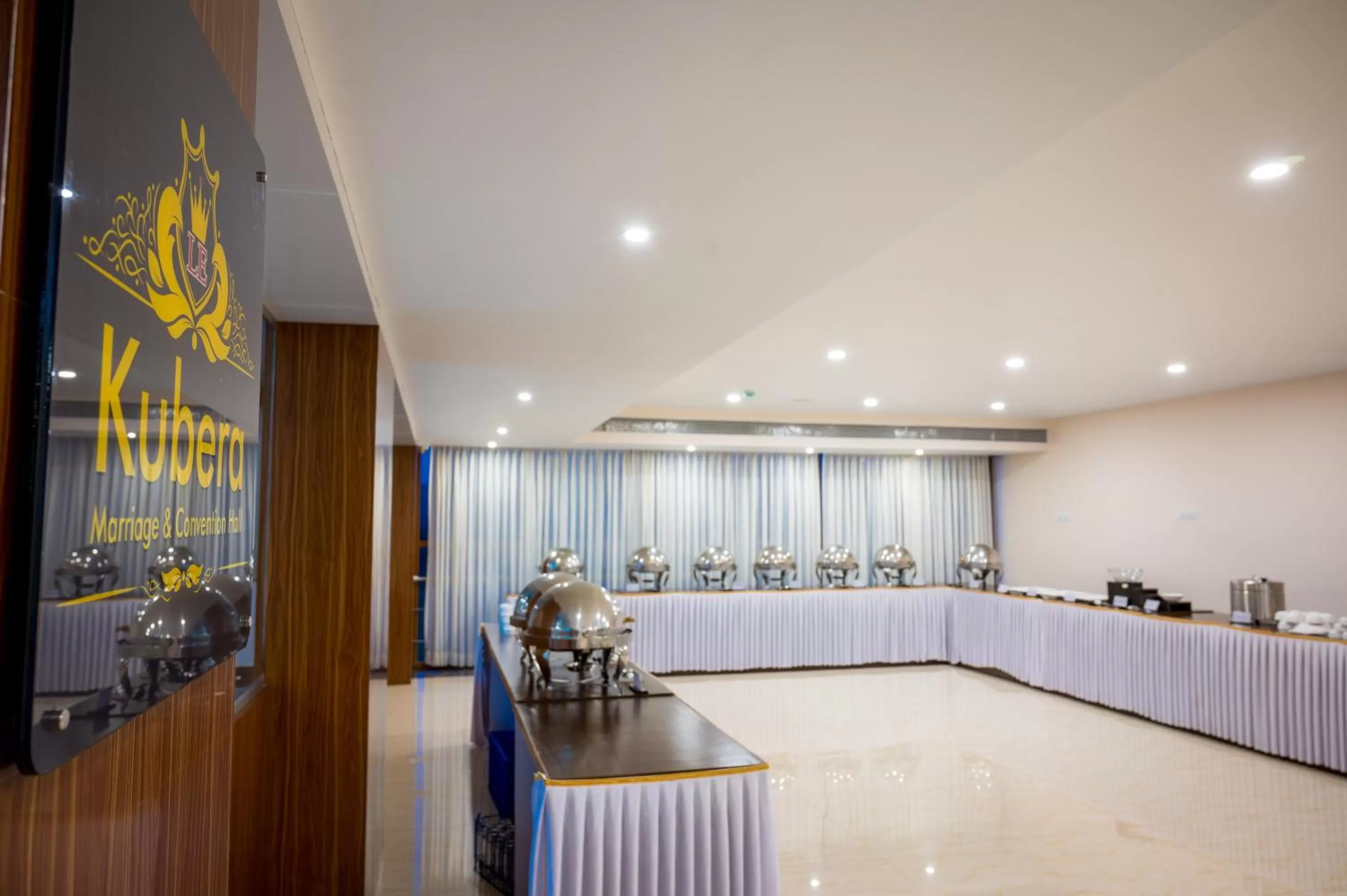 Buffet breakfast, Restaurant/Places to Eat in Hotel Laxmi Empire