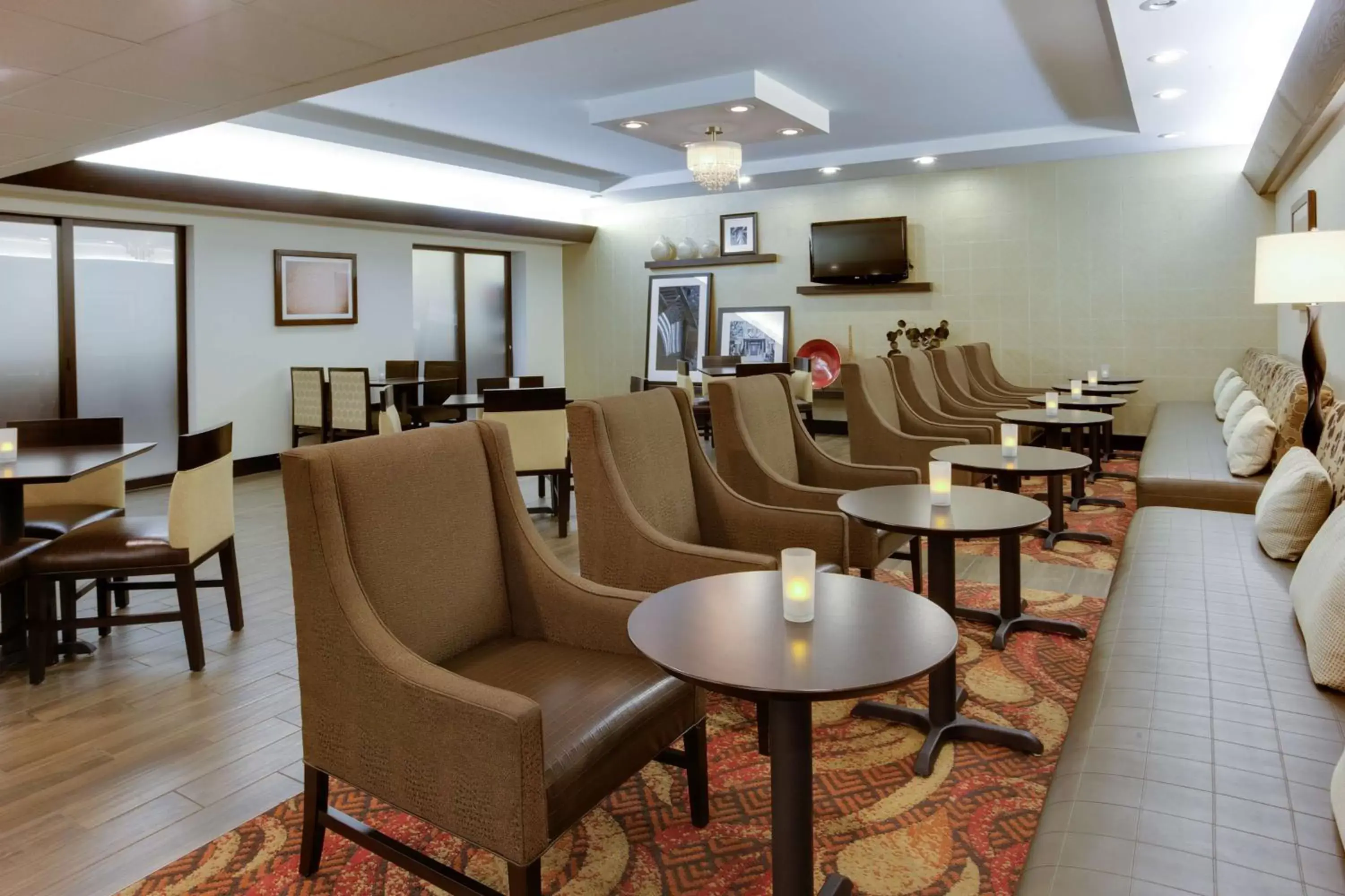 Lobby or reception, Lounge/Bar in Hampton Inn Gettysburg