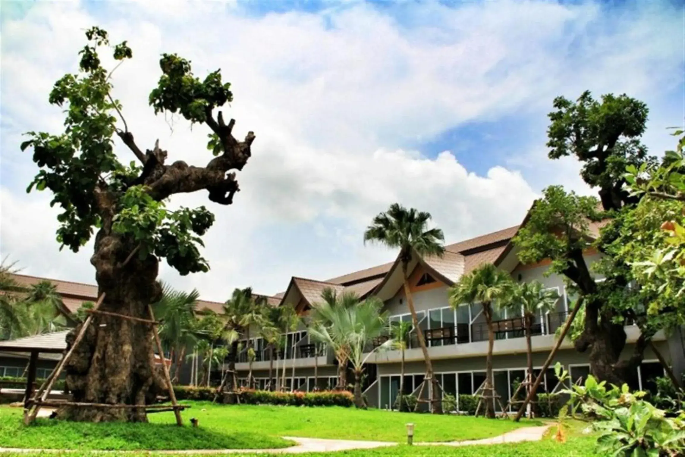 Area and facilities, Property Building in Taman Resort