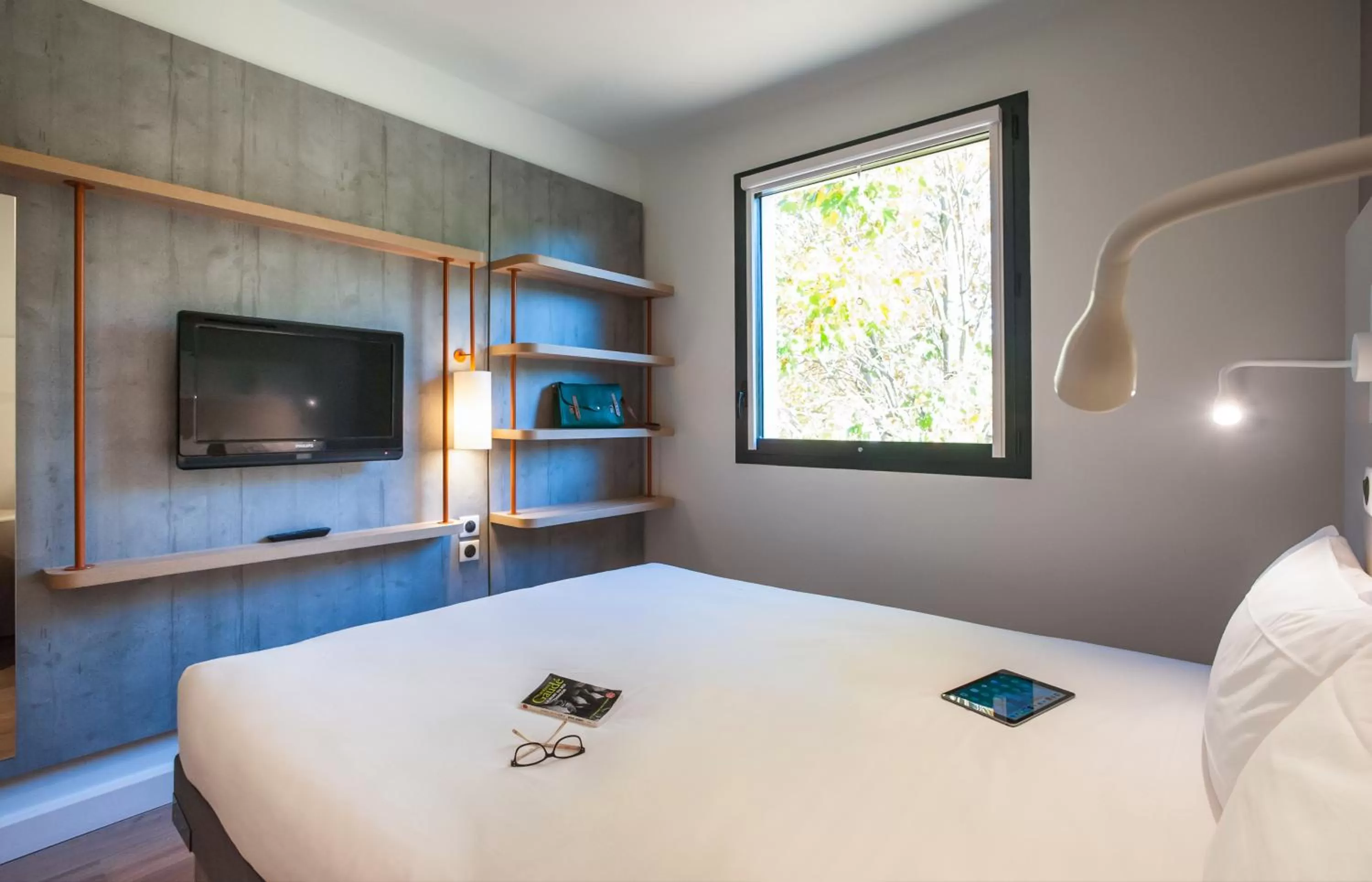 TV and multimedia, Bed in ibis budget Rouen Centre Rive Gauche