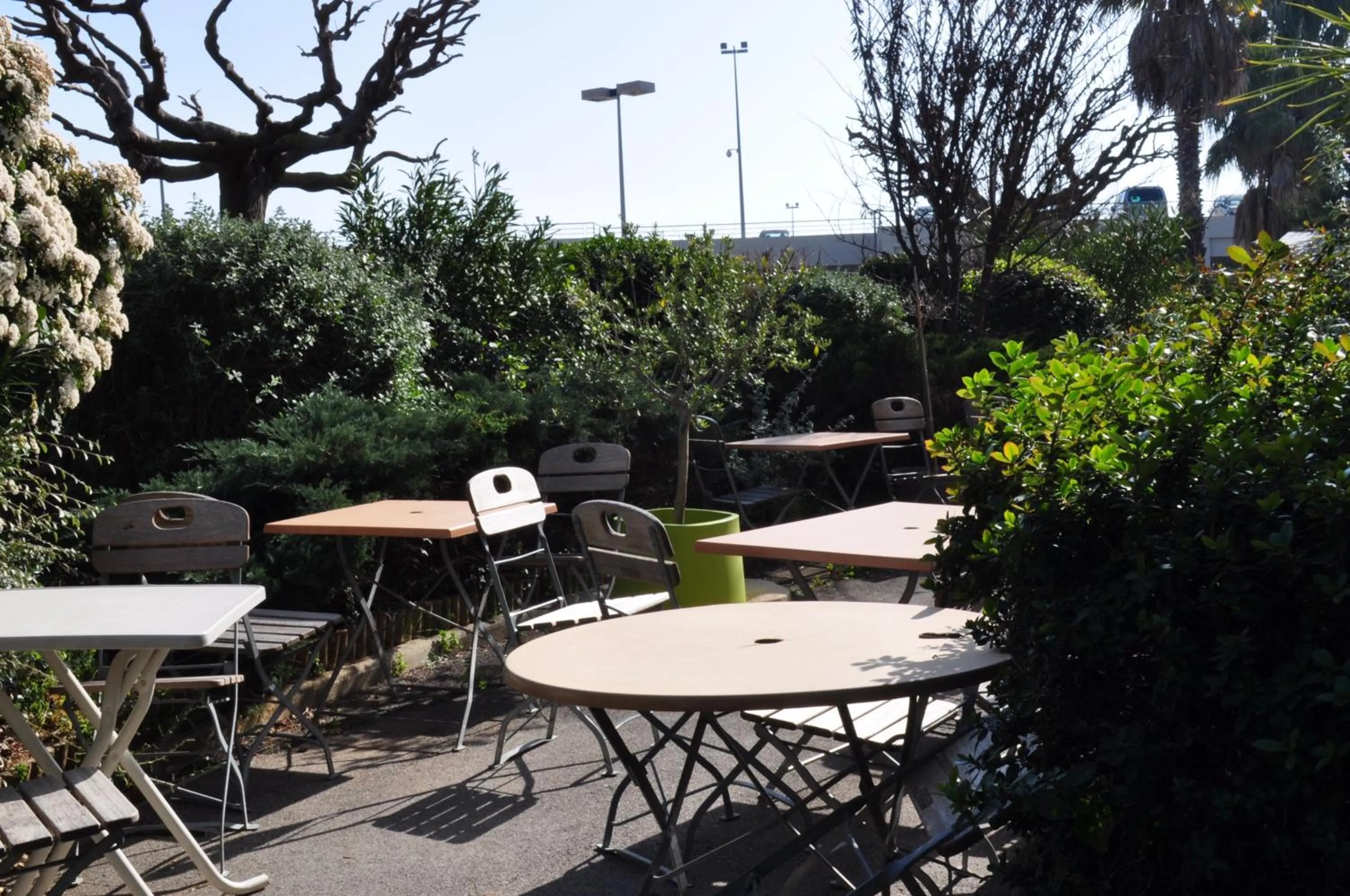 Patio in Premiere Classe Sete - Balaruc