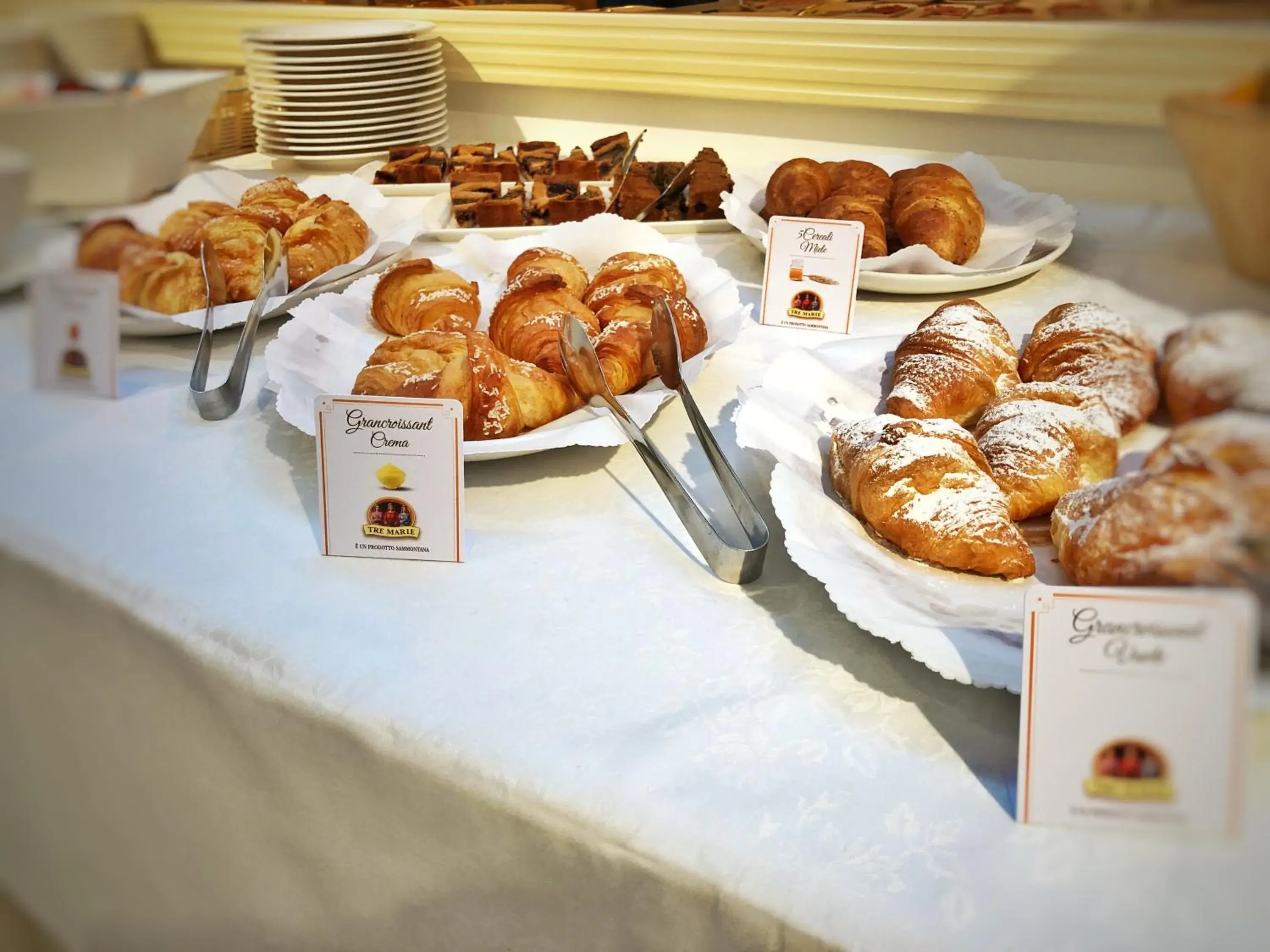 Buffet breakfast, Breakfast in Hotel Des Bains Terme