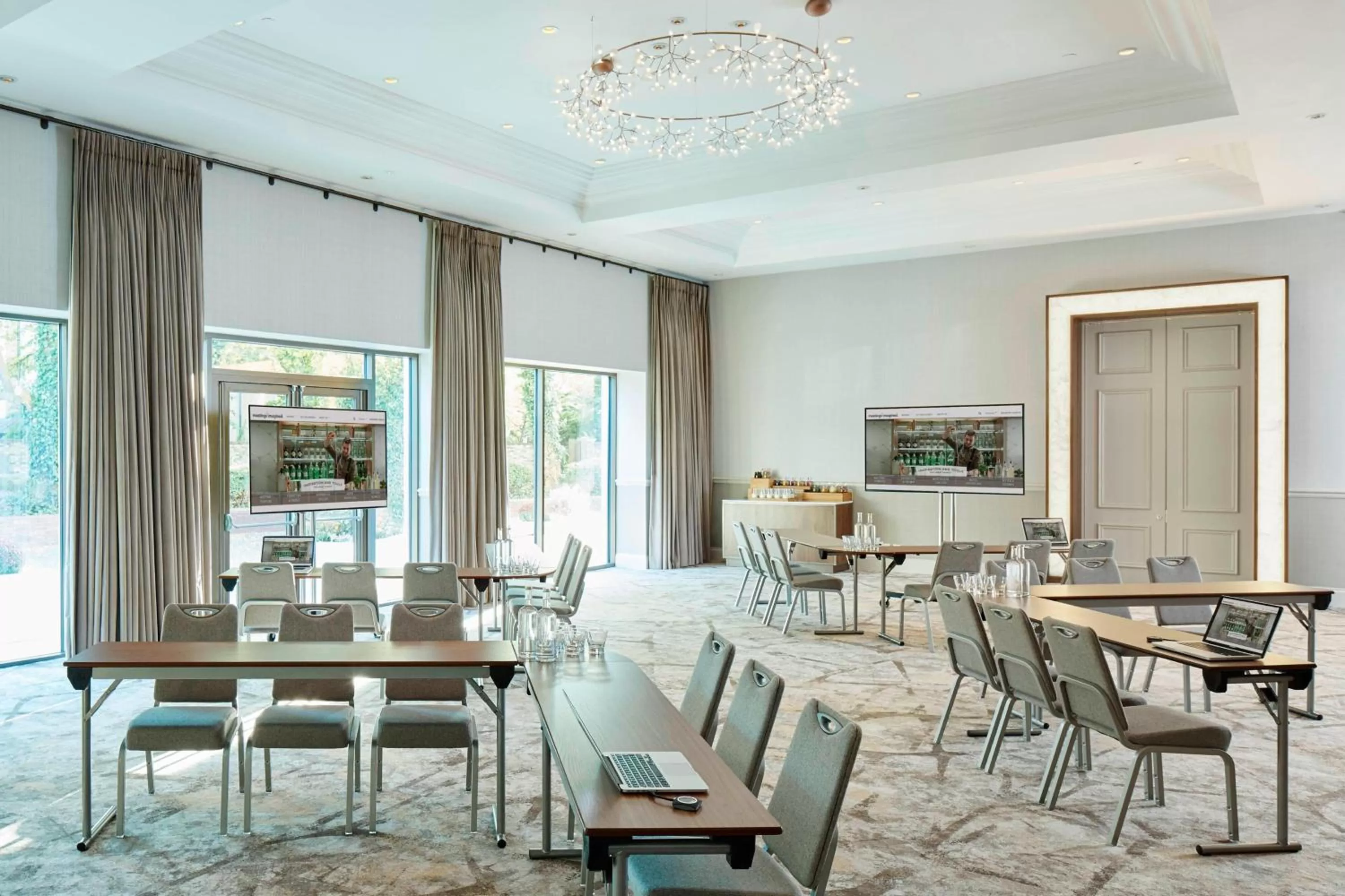 Meeting/conference room in London Marriott Hotel Regents Park