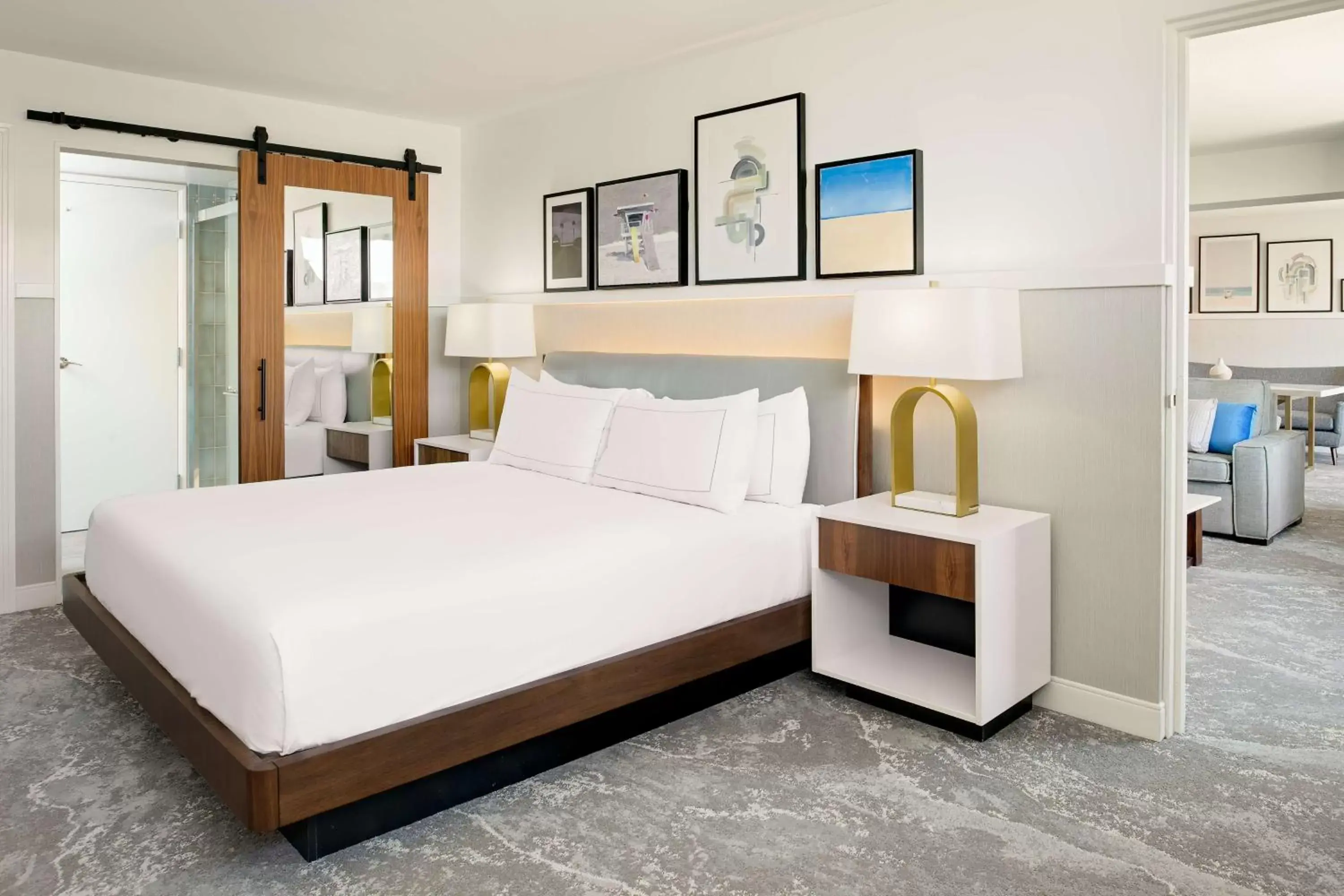 Bed in Hilton Los Angeles-Culver City, CA