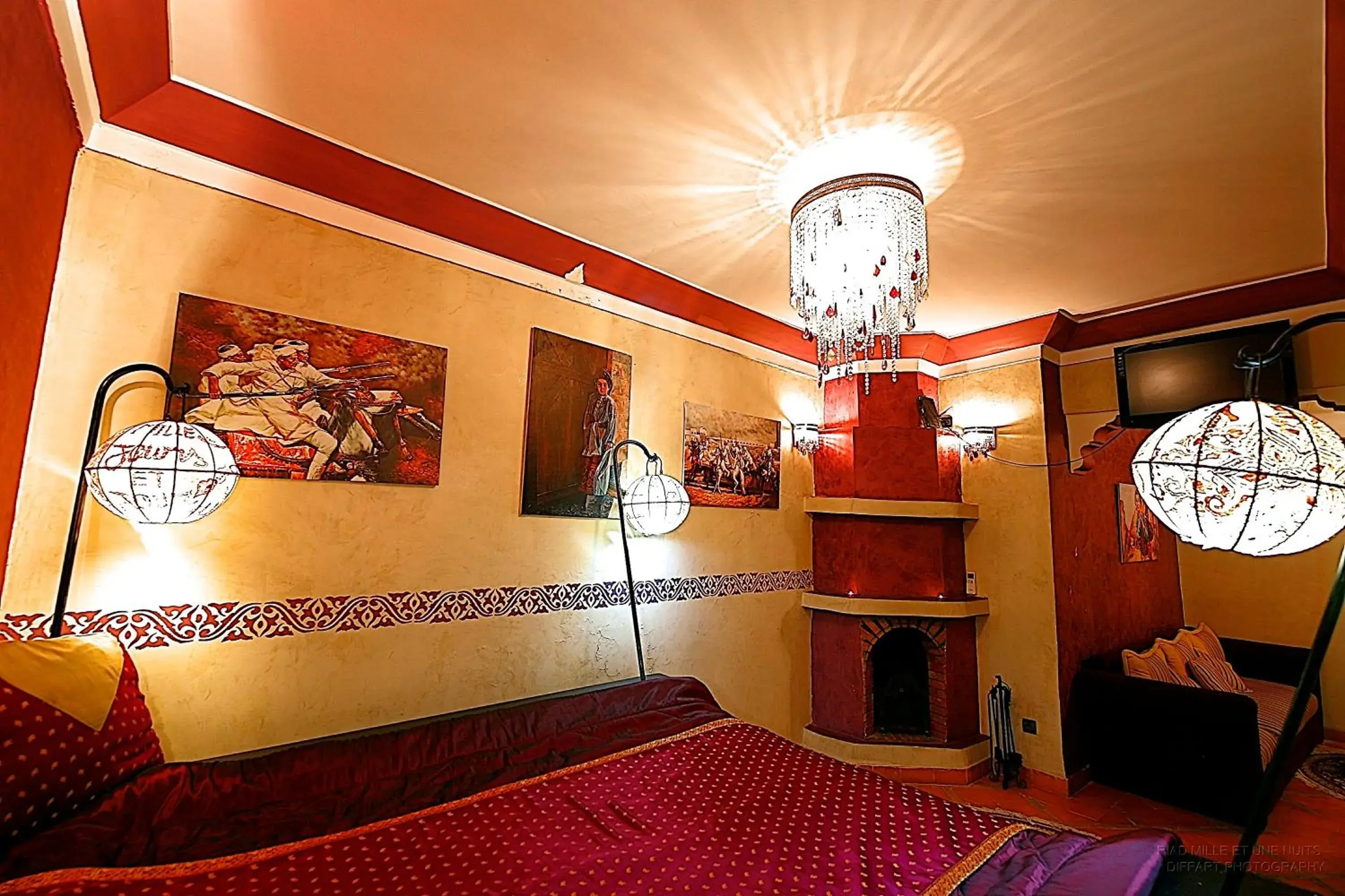 Bed, Bunk Bed in Riad Mille Et Une Nuits
