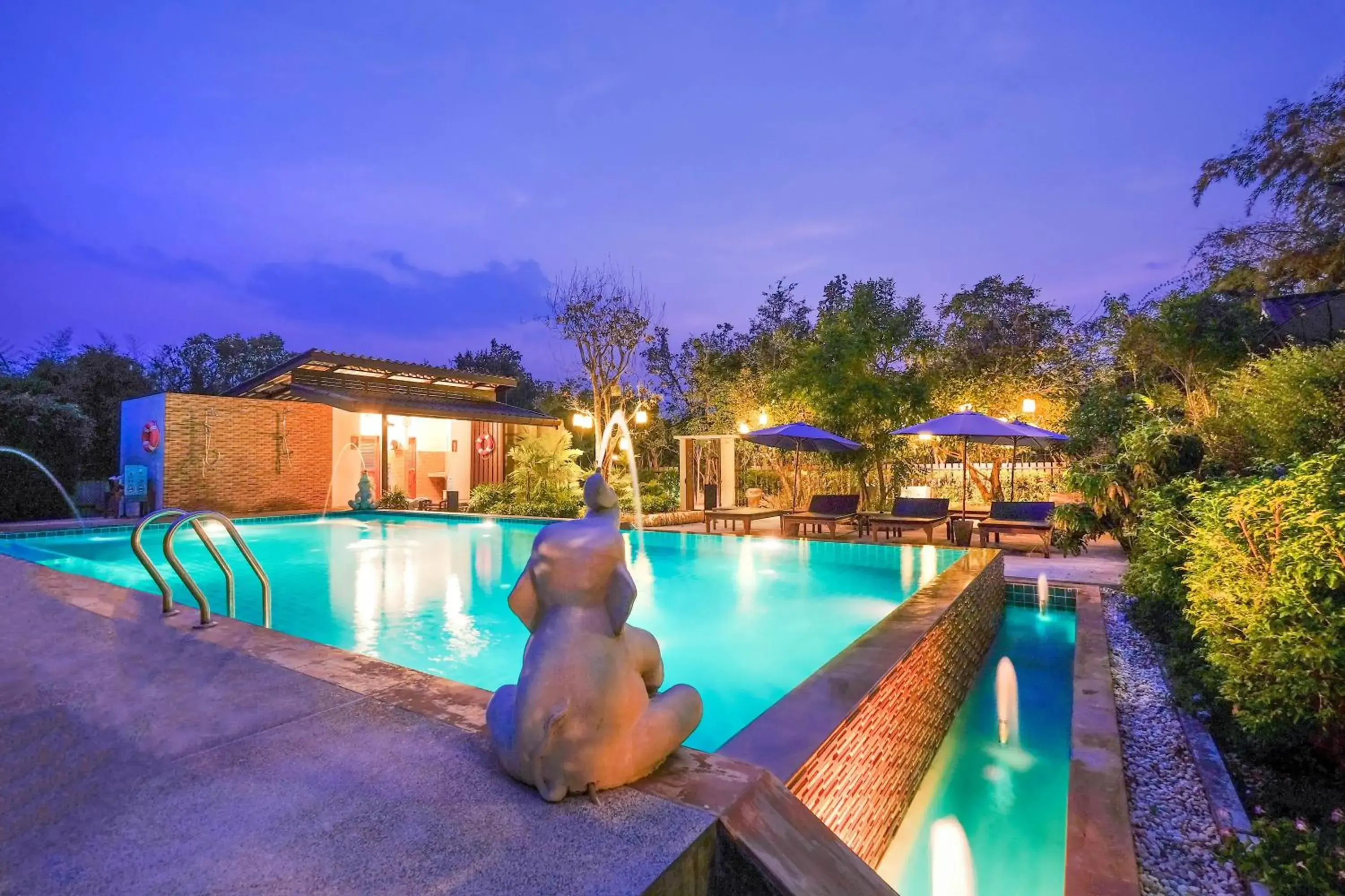 Swimming pool in Vieng Tawan Sukhothai Hotel Swimming pool in Vieng Tawan Sukhothai Hotel