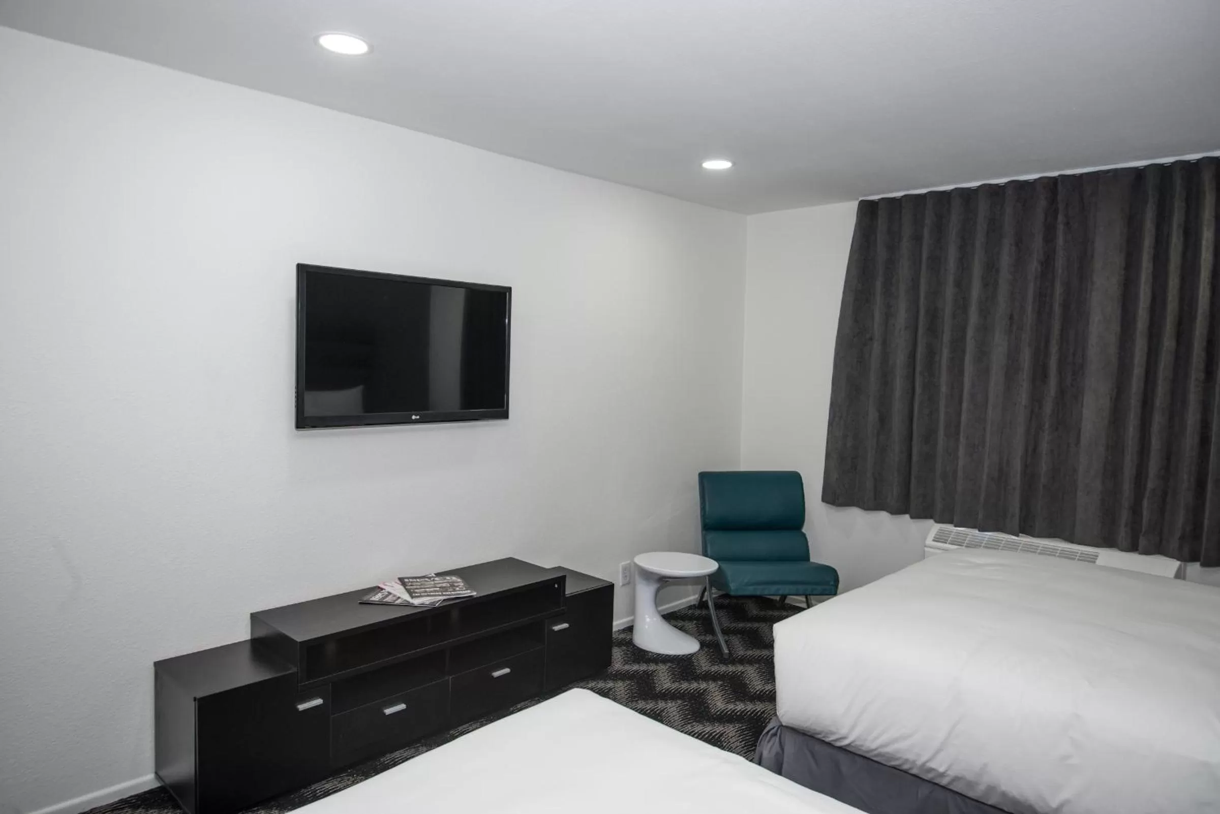 TV and multimedia, Bed in Siegel Select LV Strip-Convention Center