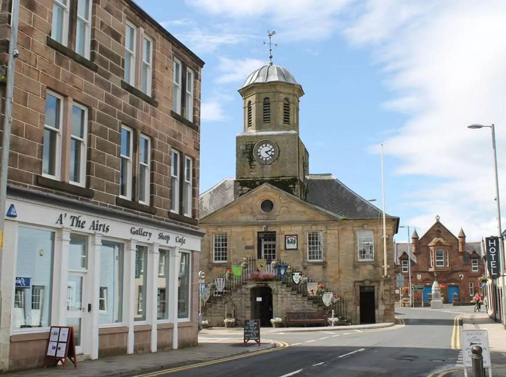 Property Building in Nithsdale Hotel