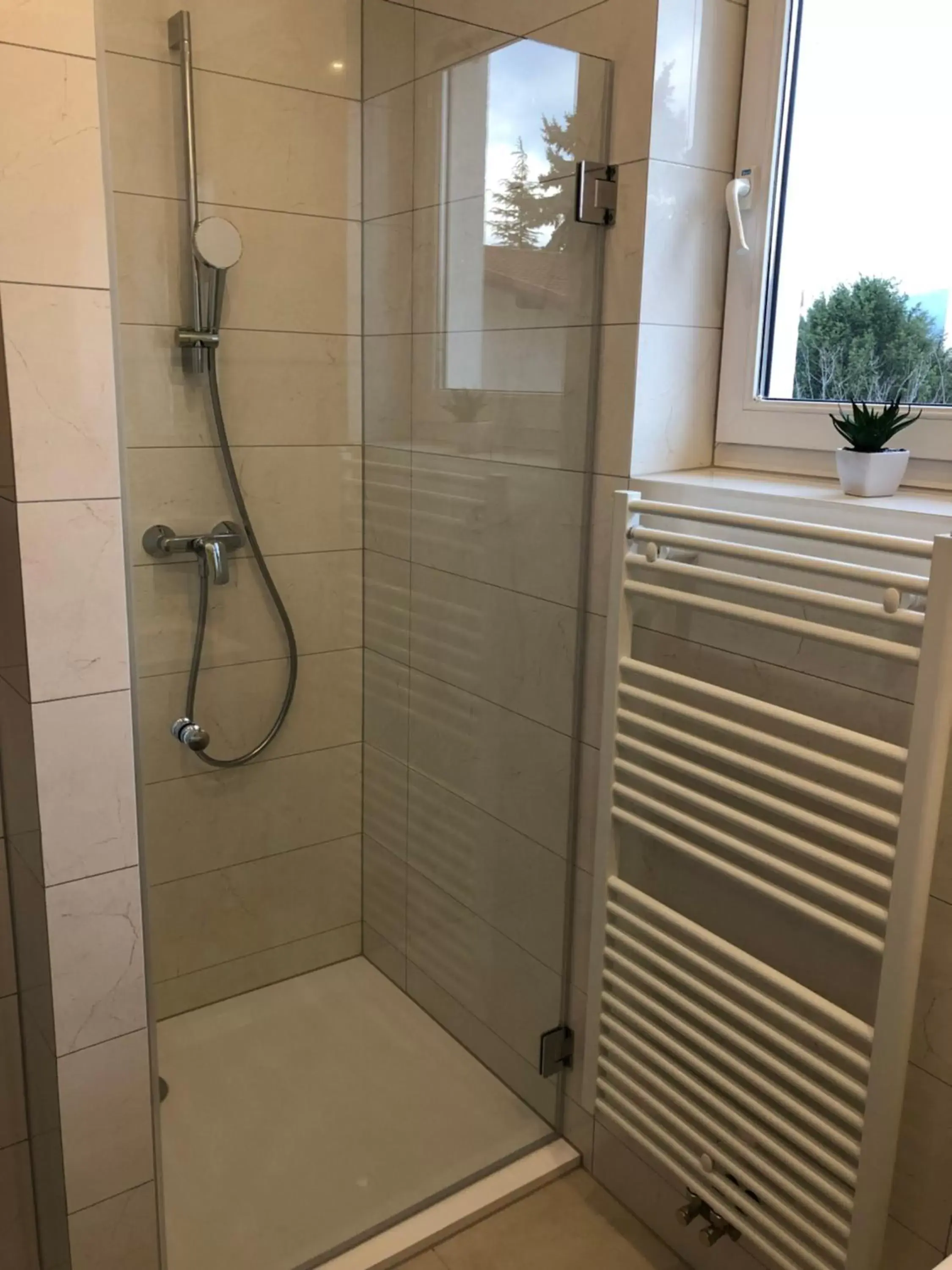 Shower, Bathroom in Hotel Bajt Maribor