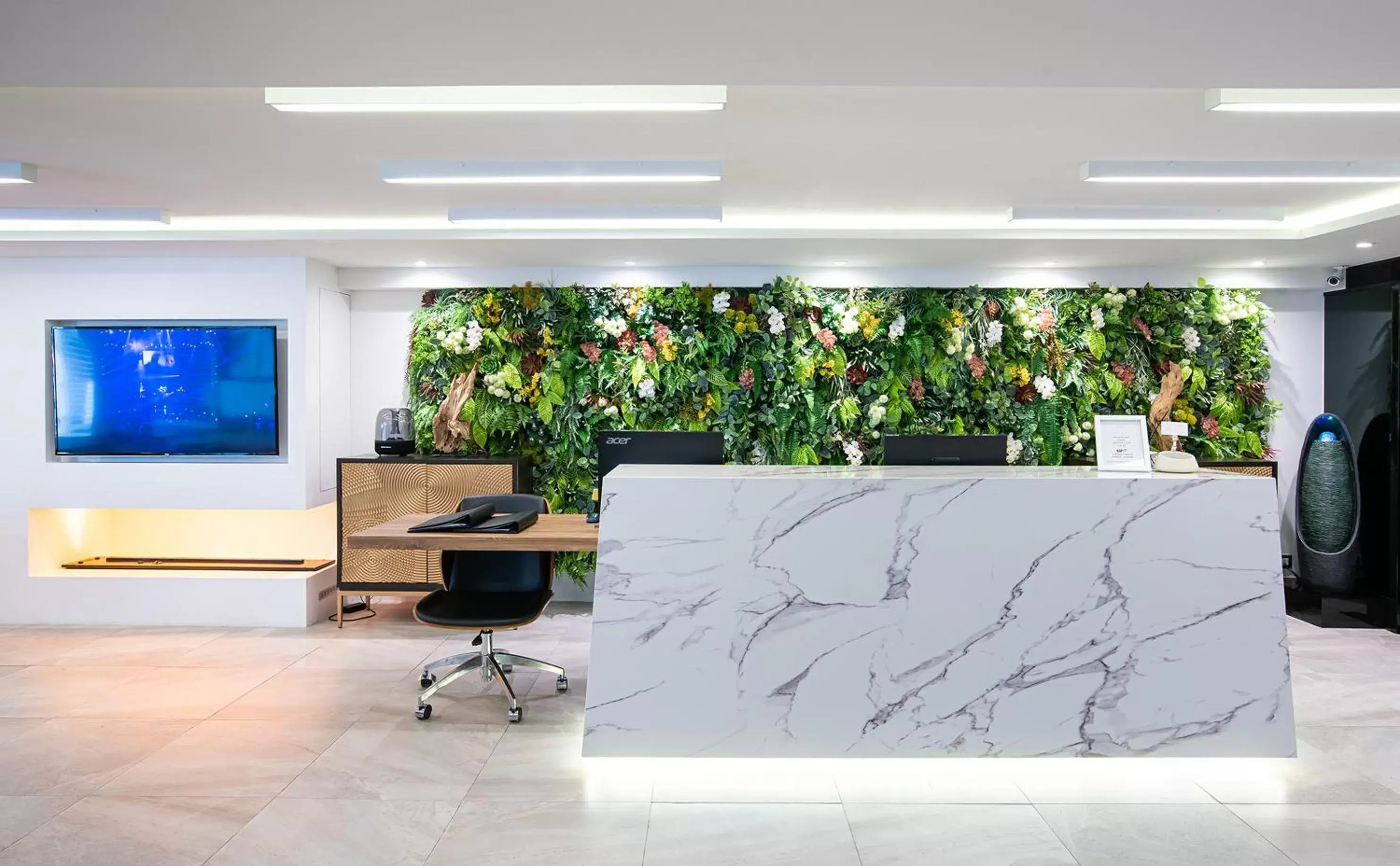 Lobby or reception in Benviar Tonson Residence Lobby or reception in Benviar Tonson Residence