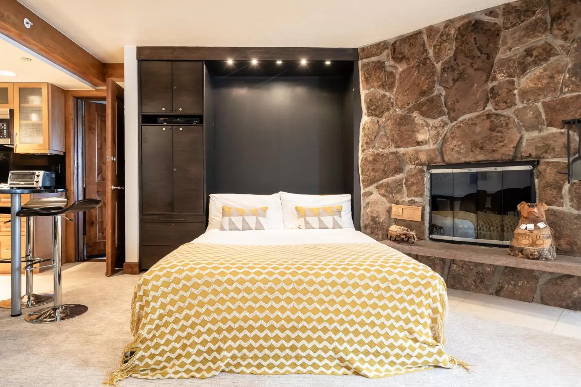 Bed in Lodge at Vail Condominiums