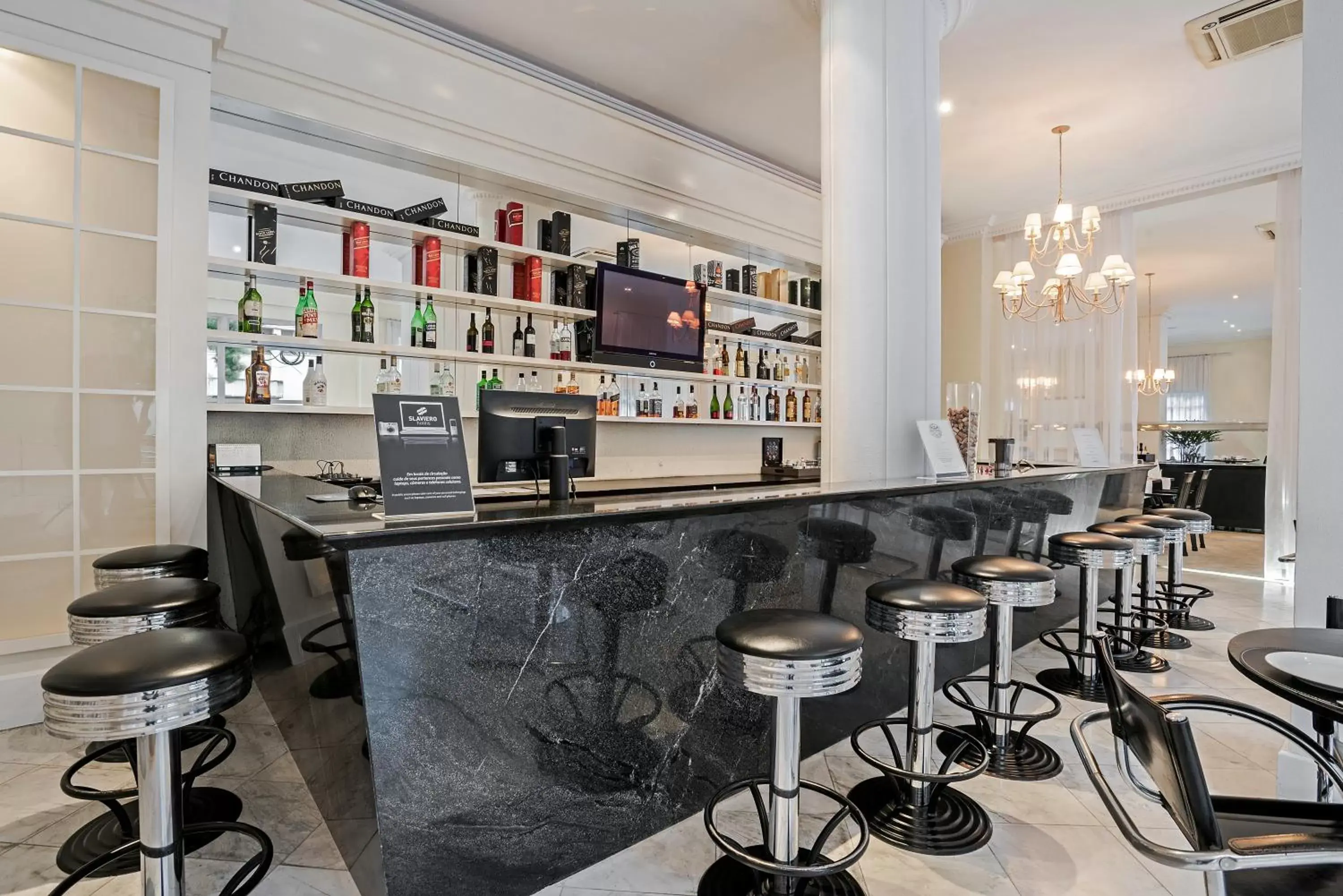 Lounge or bar, Lounge/Bar in ROCKEFELLER by Slaviero Hotéis - Centro
