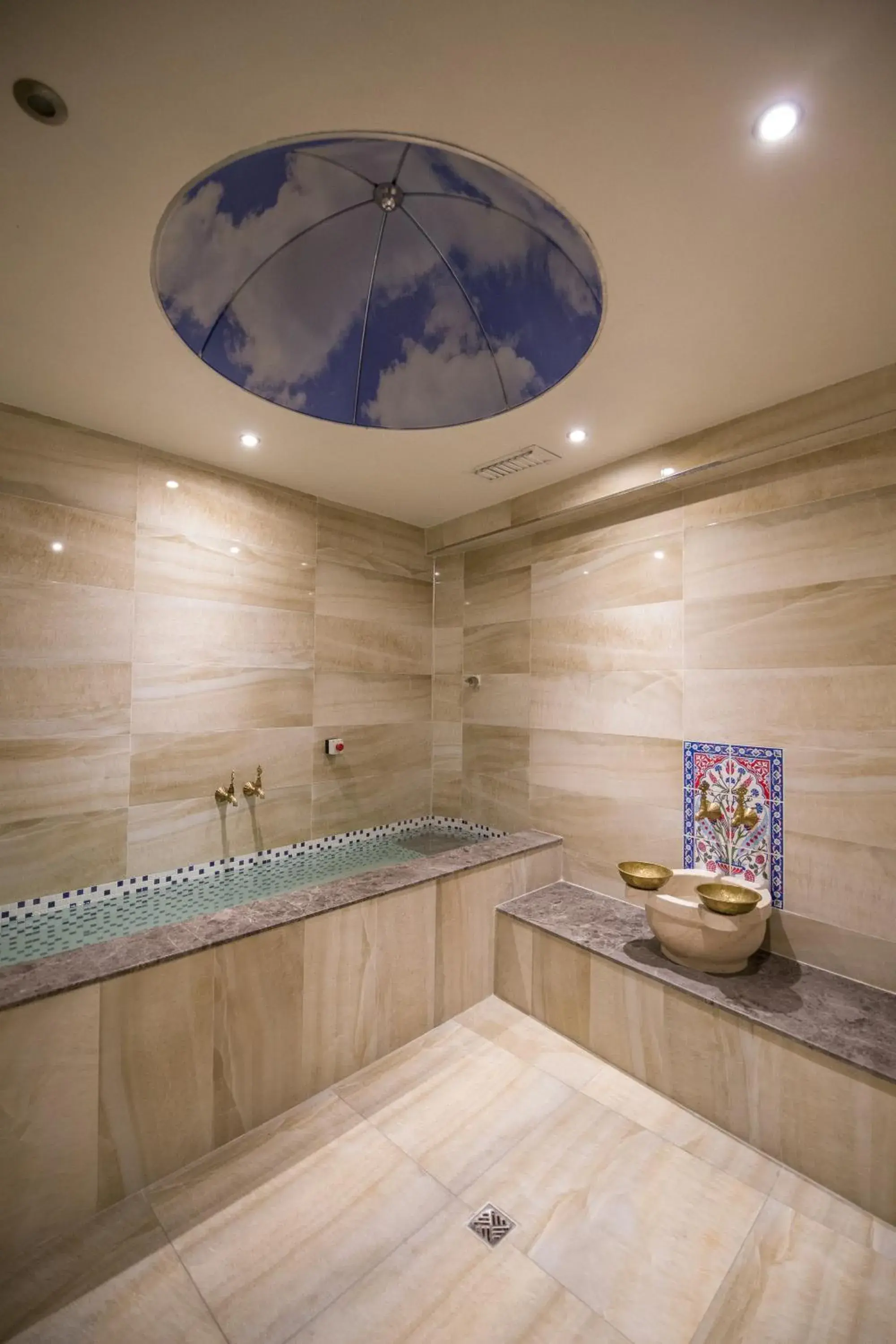 Public Bath, Bathroom in Ruba Palace Thermal Hotel