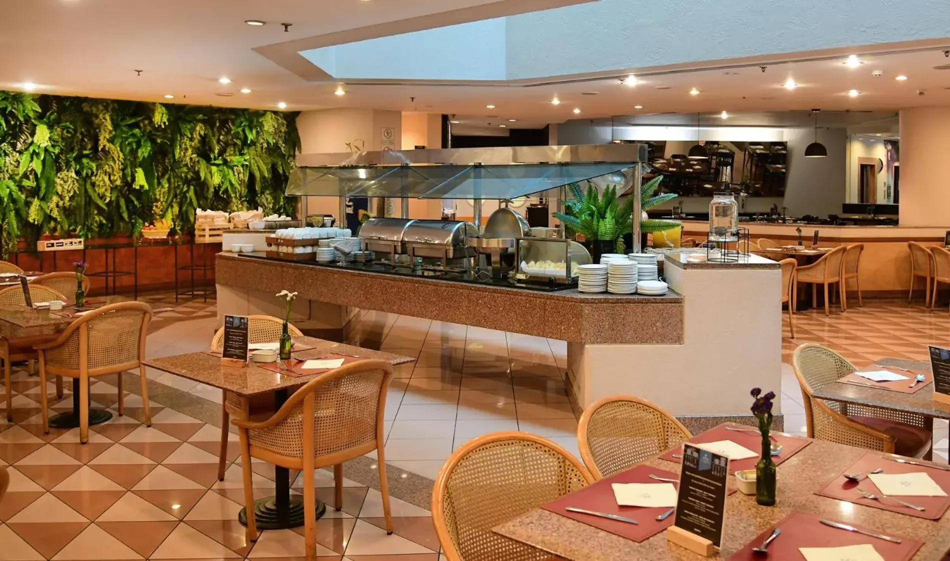 Restaurant/Places to Eat in Pestana São Paulo