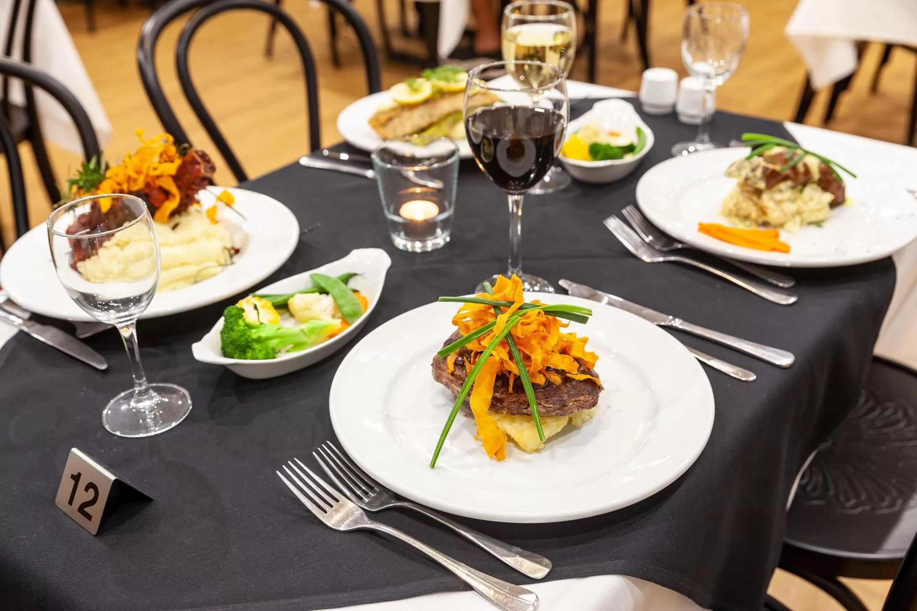 Restaurant/places to eat in Eastgate on the Range Motel