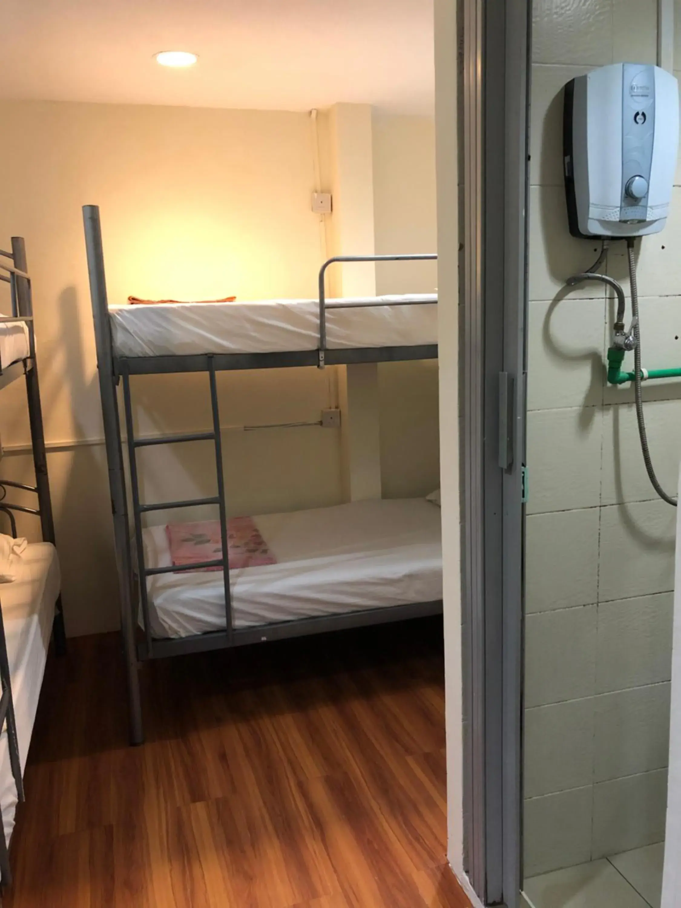 bunk bed in Kawan Hostel