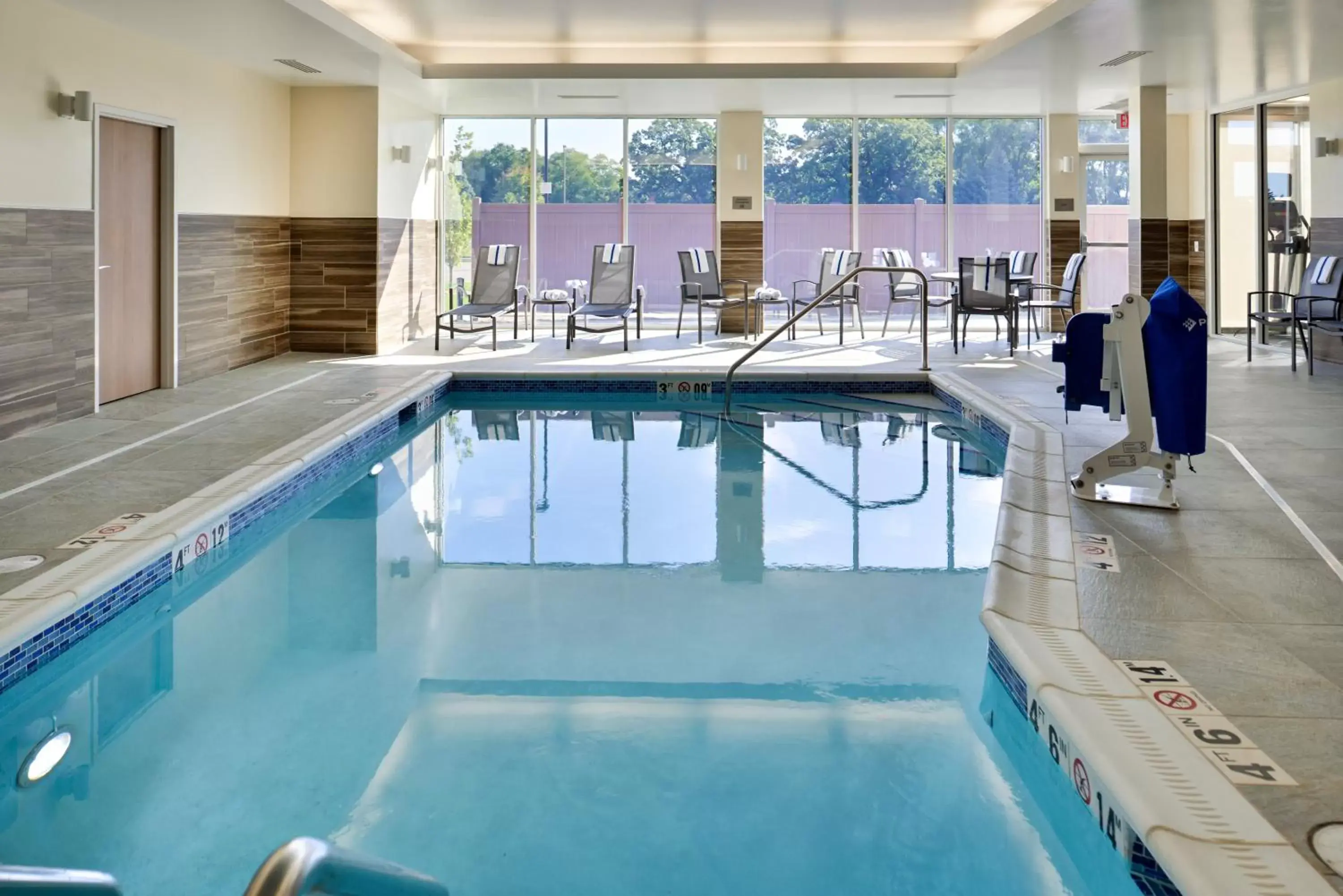 Swimming Pool in Fairfield Inn and Suites by Marriott Minneapolis Shakopee