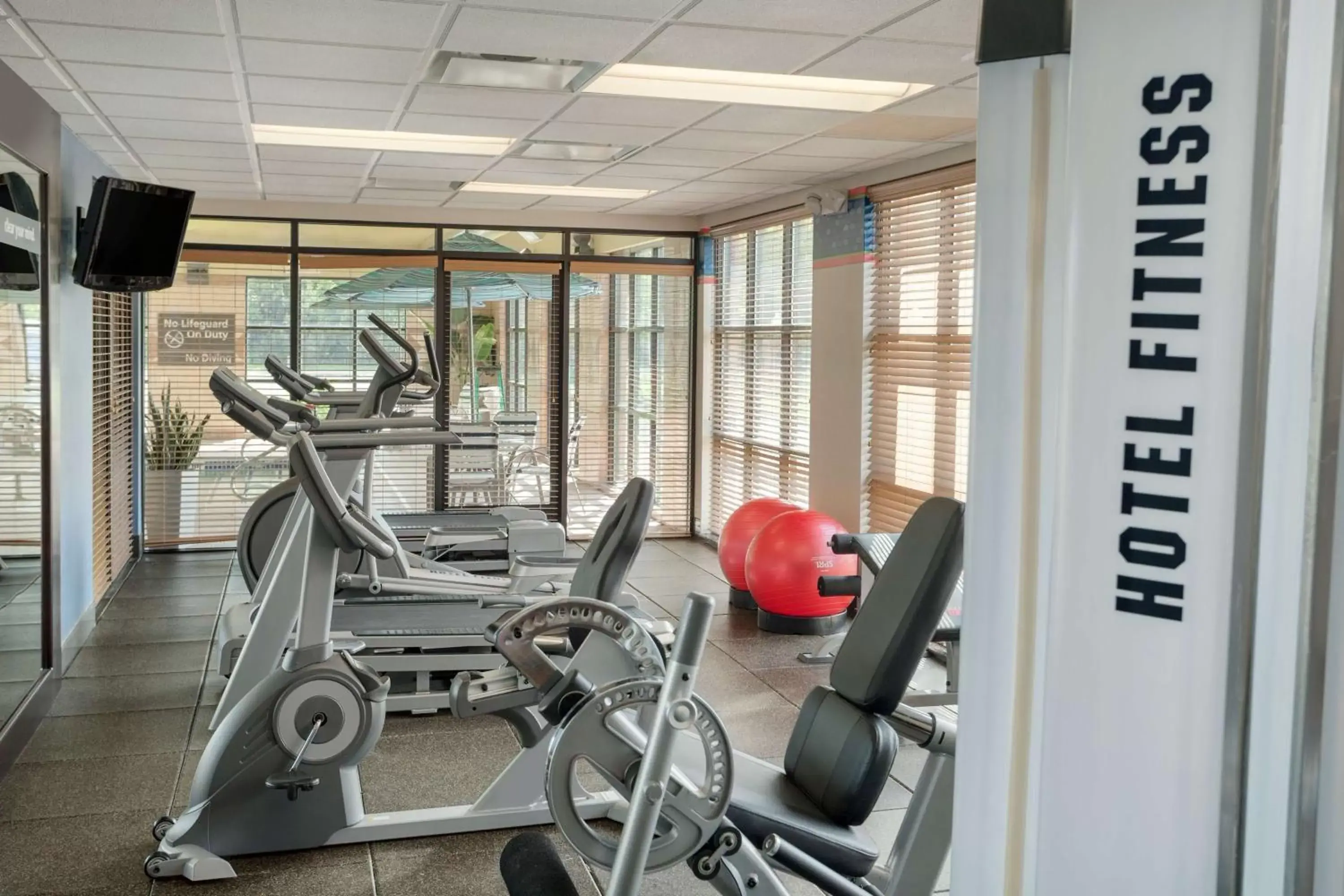 Fitness centre/facilities, Fitness Center/Facilities in Hampton Inn Detroit Roseville