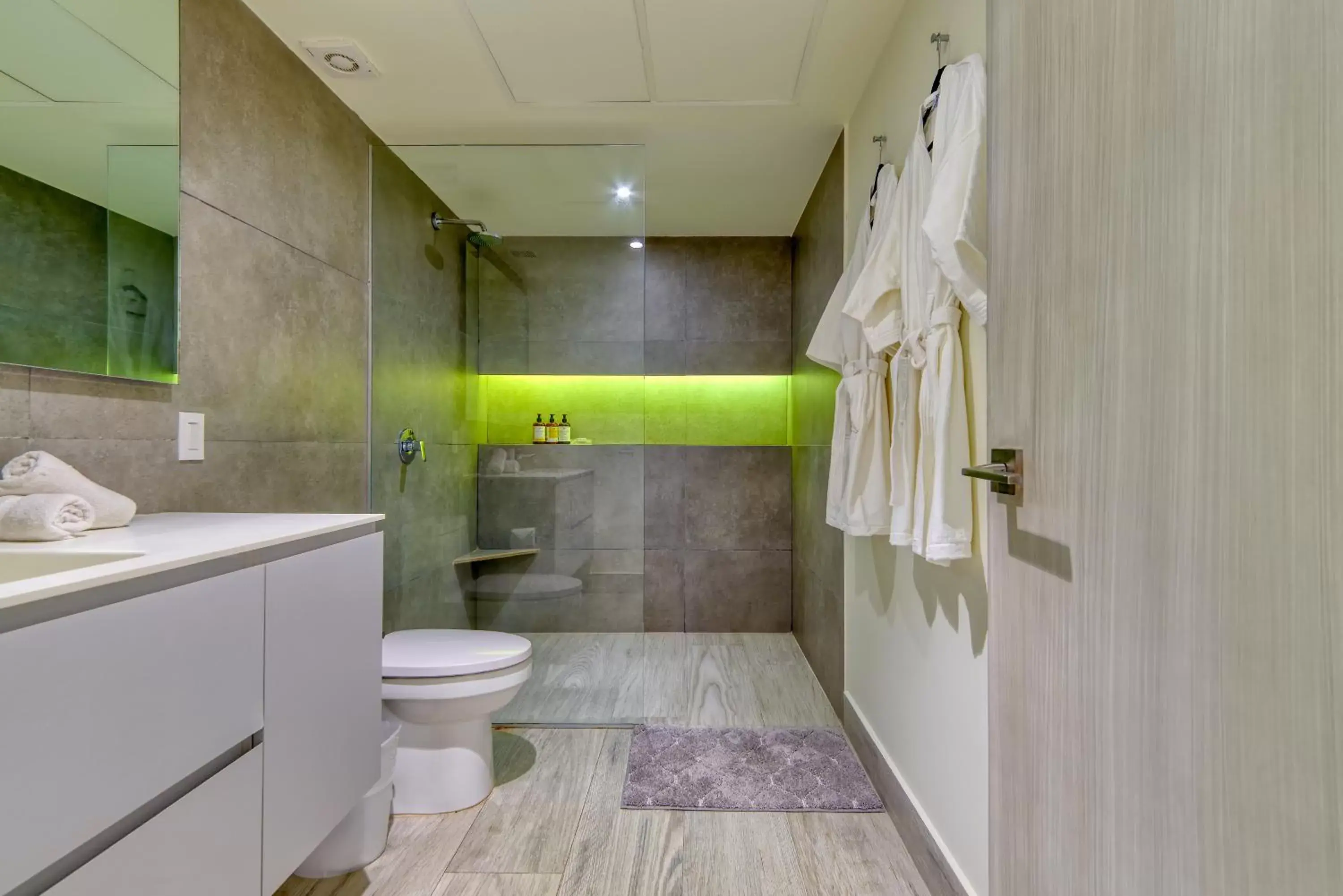 Bathroom in Maxwell Residences at Indah