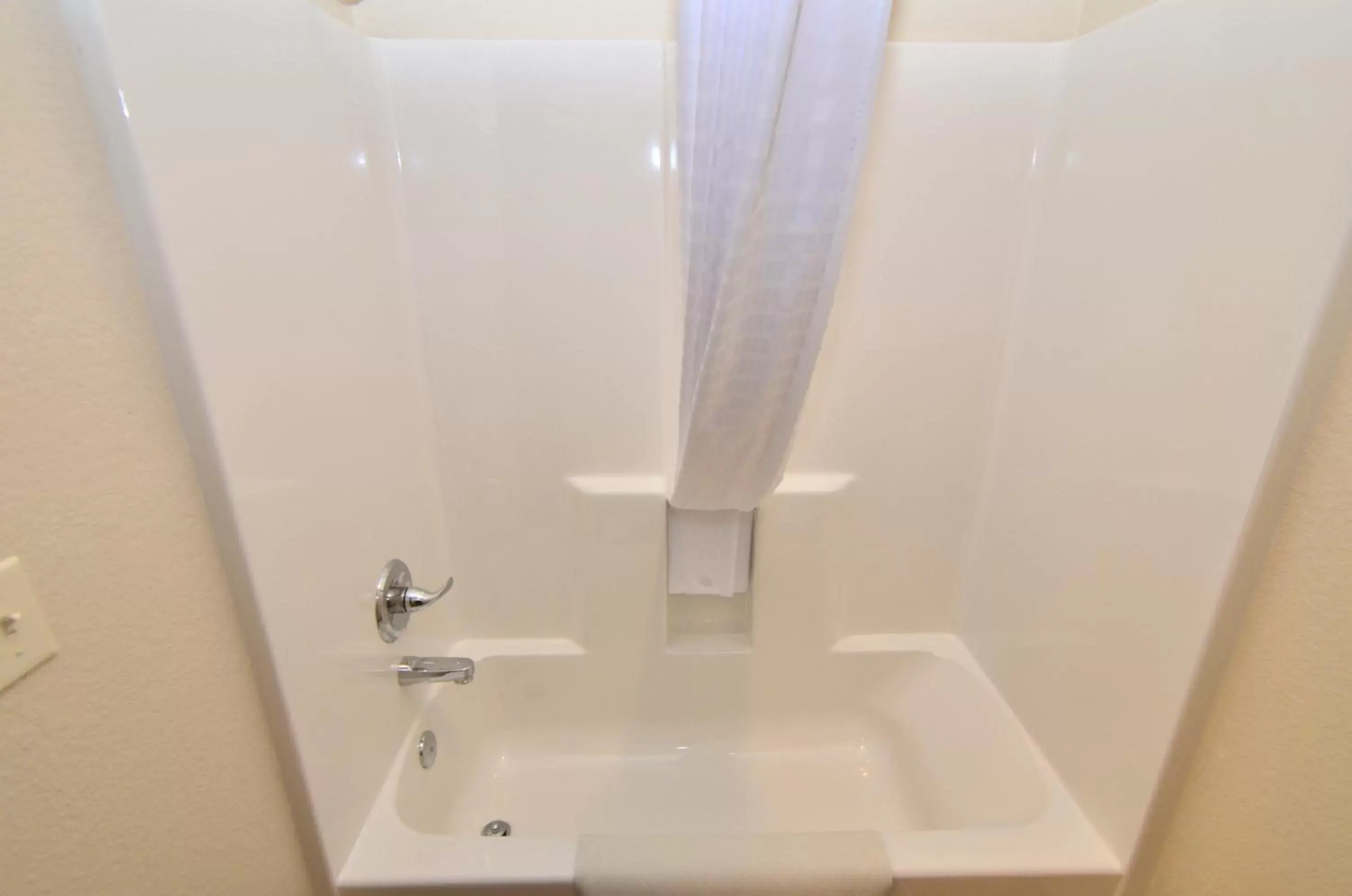 Shower, Bathroom in Cobblestone Inn & Suites - Manning
