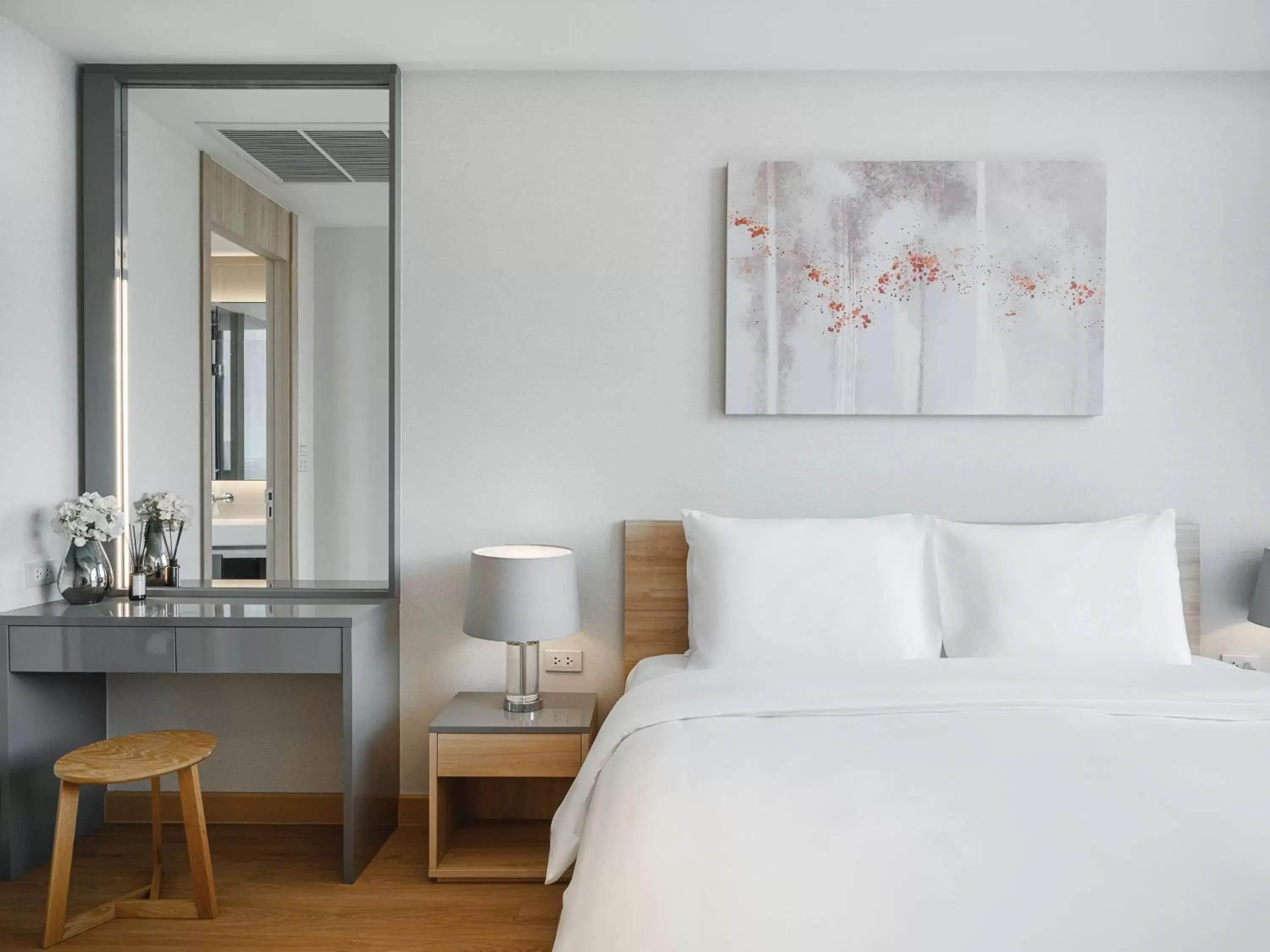 Bedroom, Bed in Oakwood Suites Bangkok Bedroom, Bed in Oakwood Suites Bangkok