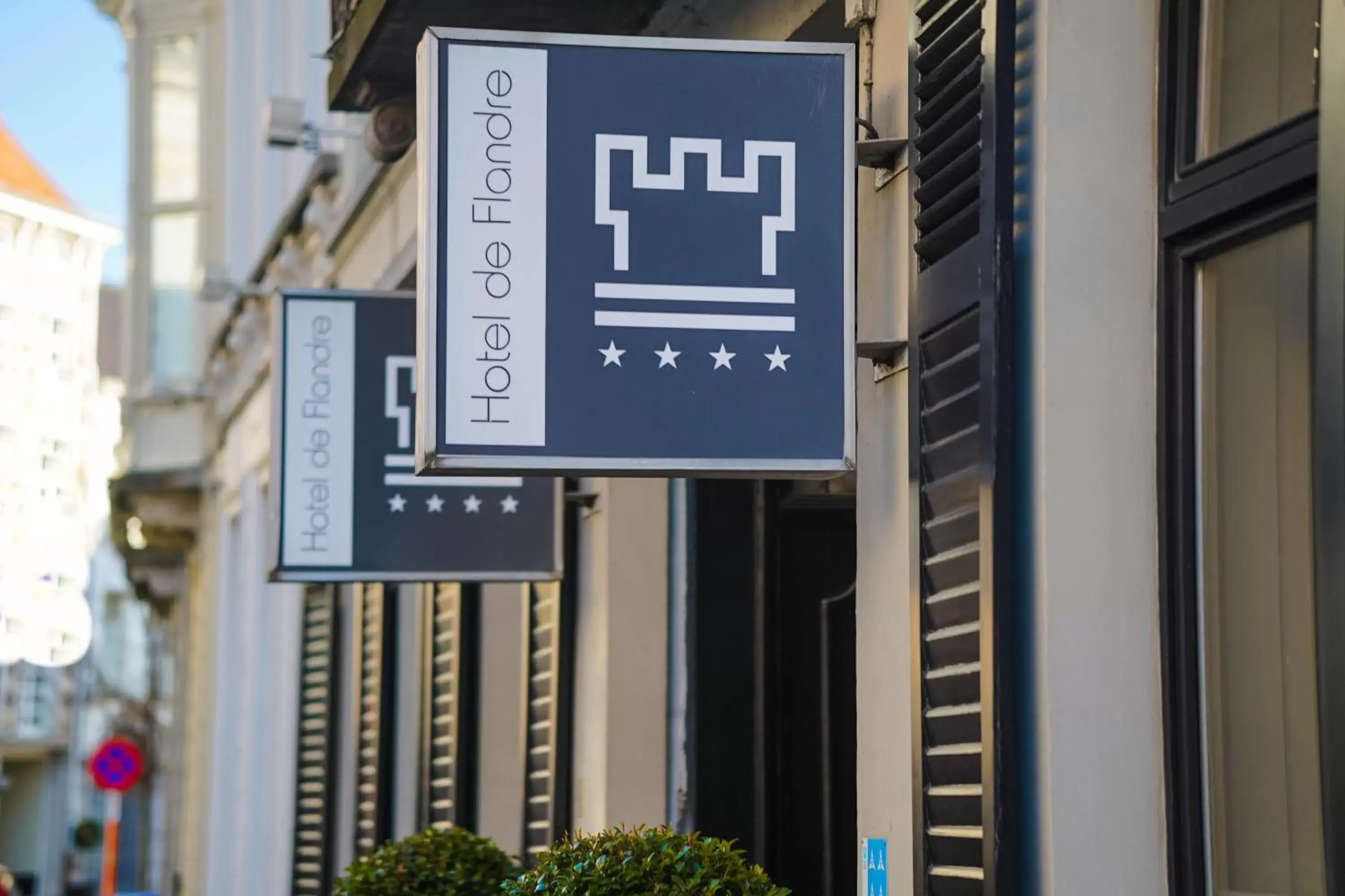 Facade/entrance in Hotel de Flandre