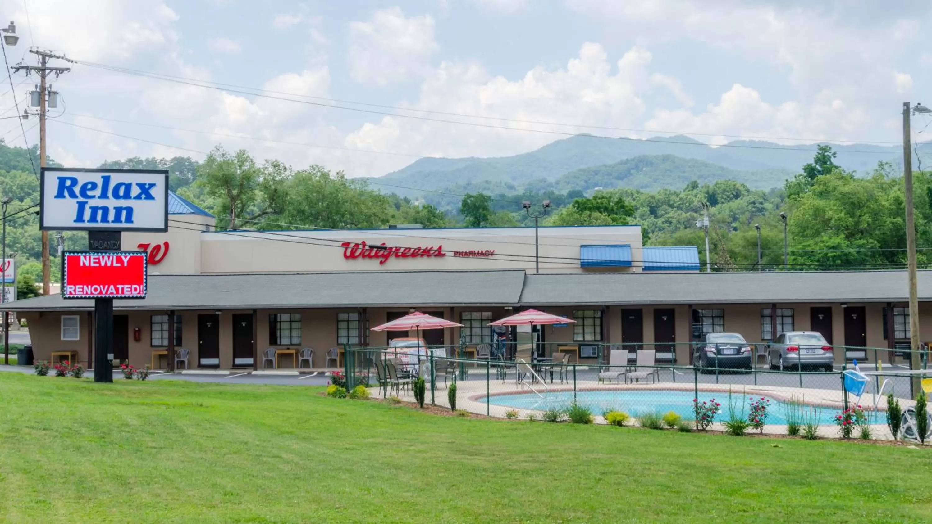 Property building in Relax Inn - Bryson City
