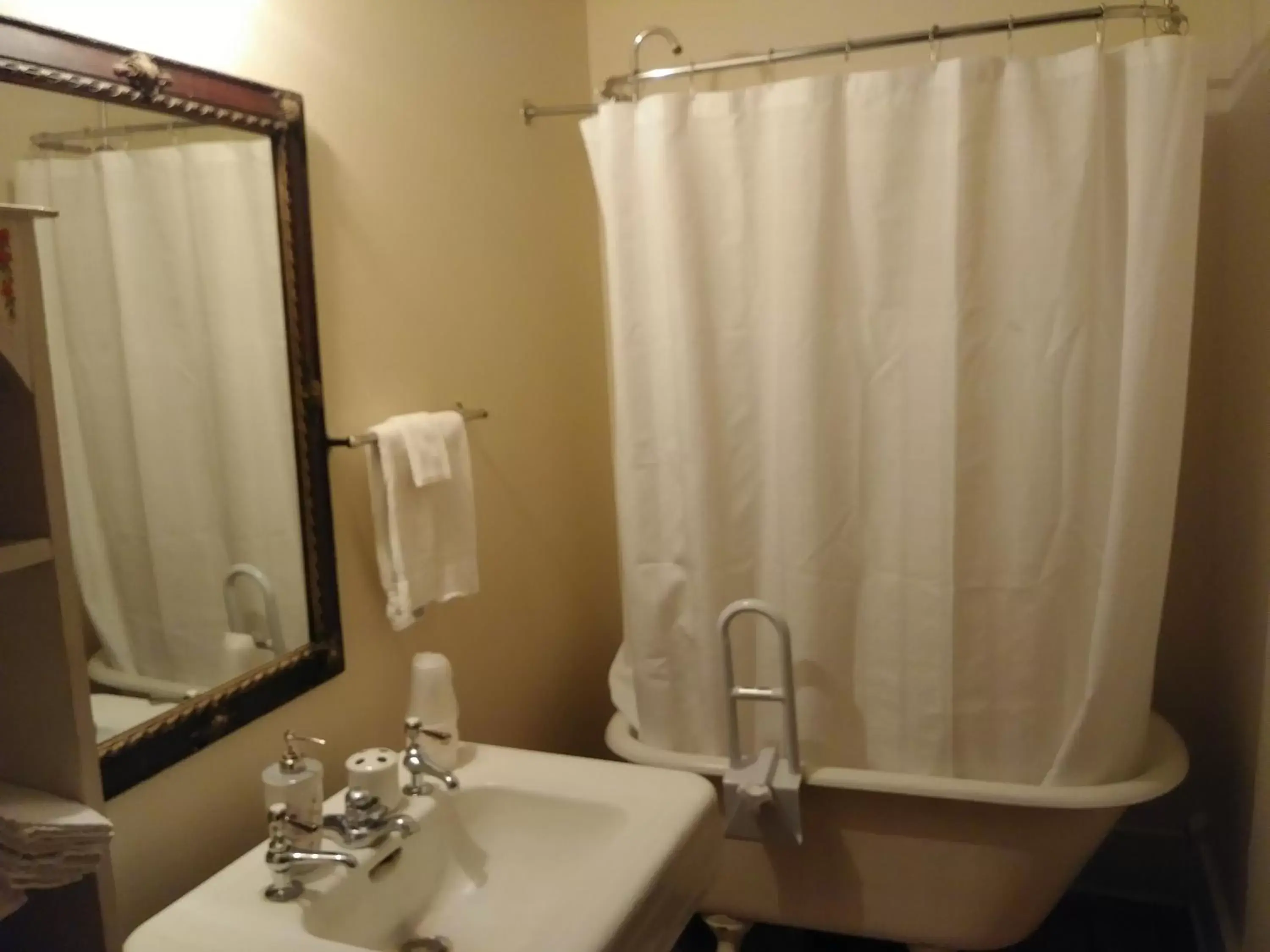 Bathroom in The Sturgis Motel