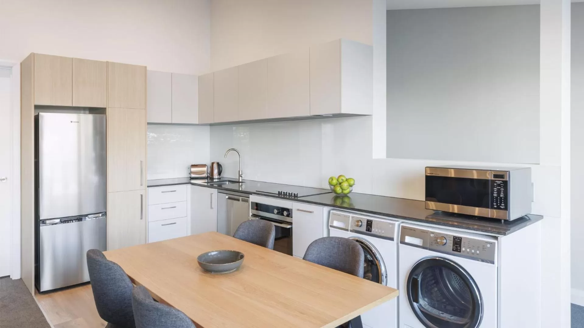 Kitchen or kitchenette in Oaks Queenstown Shores Resort