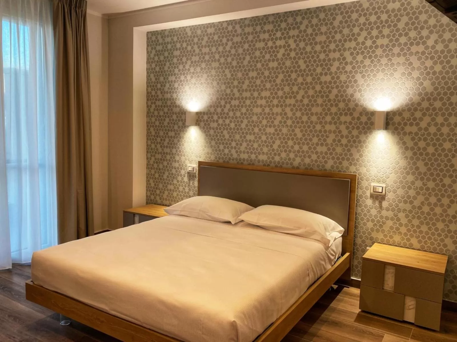 Bed in Lumarooms B&B