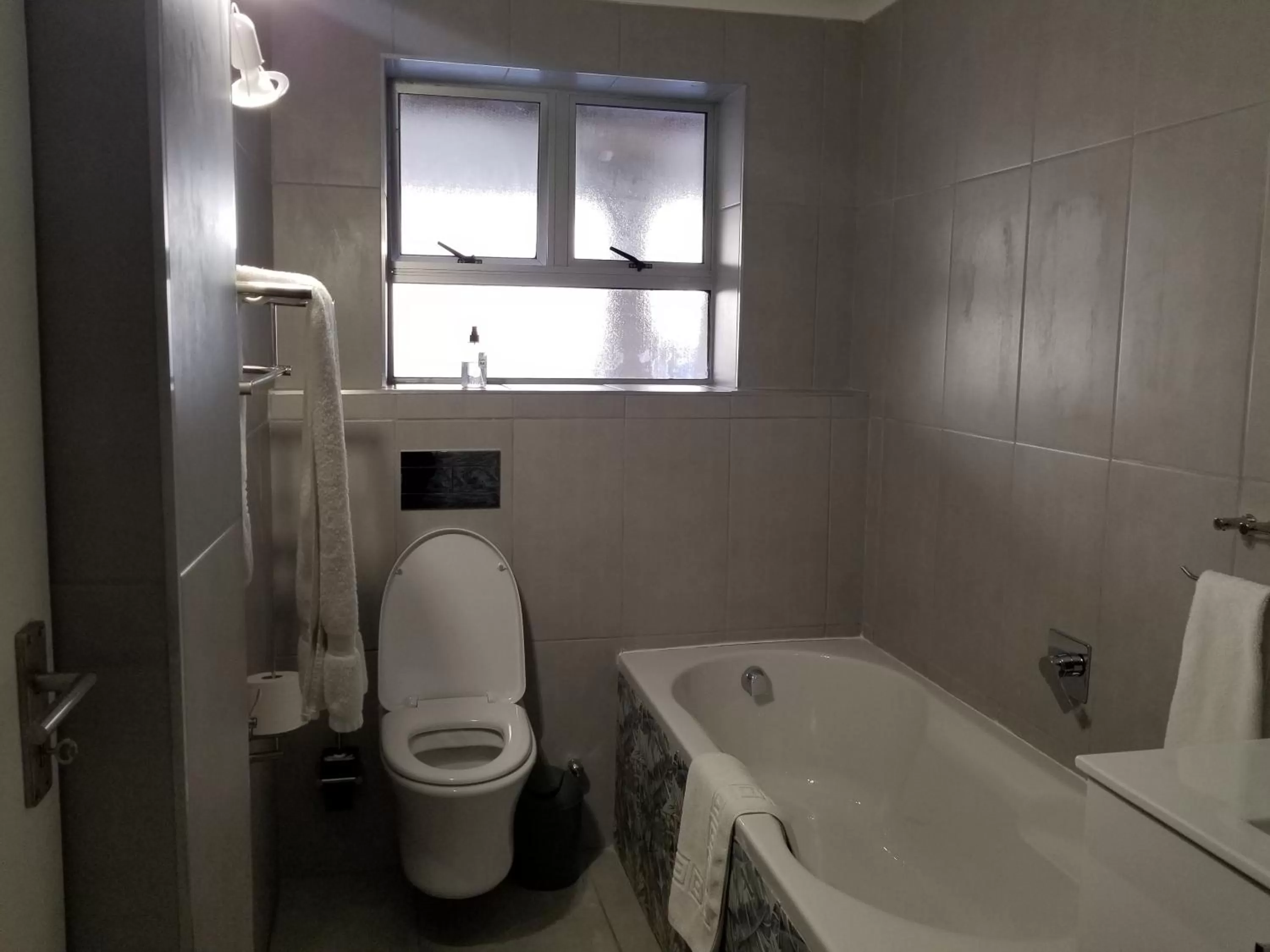 Shower in Riviera Hotel Hartenbos