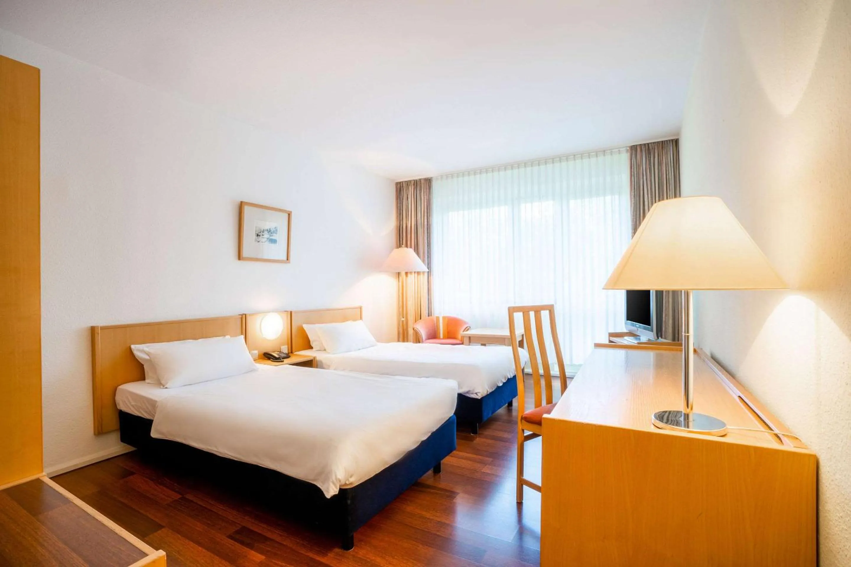 Photo of the whole room, Bed in Soibelmanns Hotel Weimar