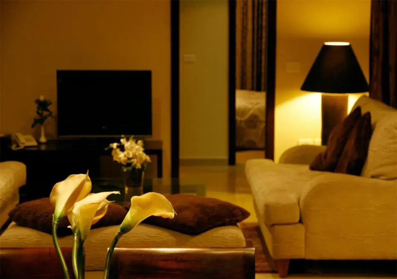 Living room, Seating Area in The Parisian Hotel