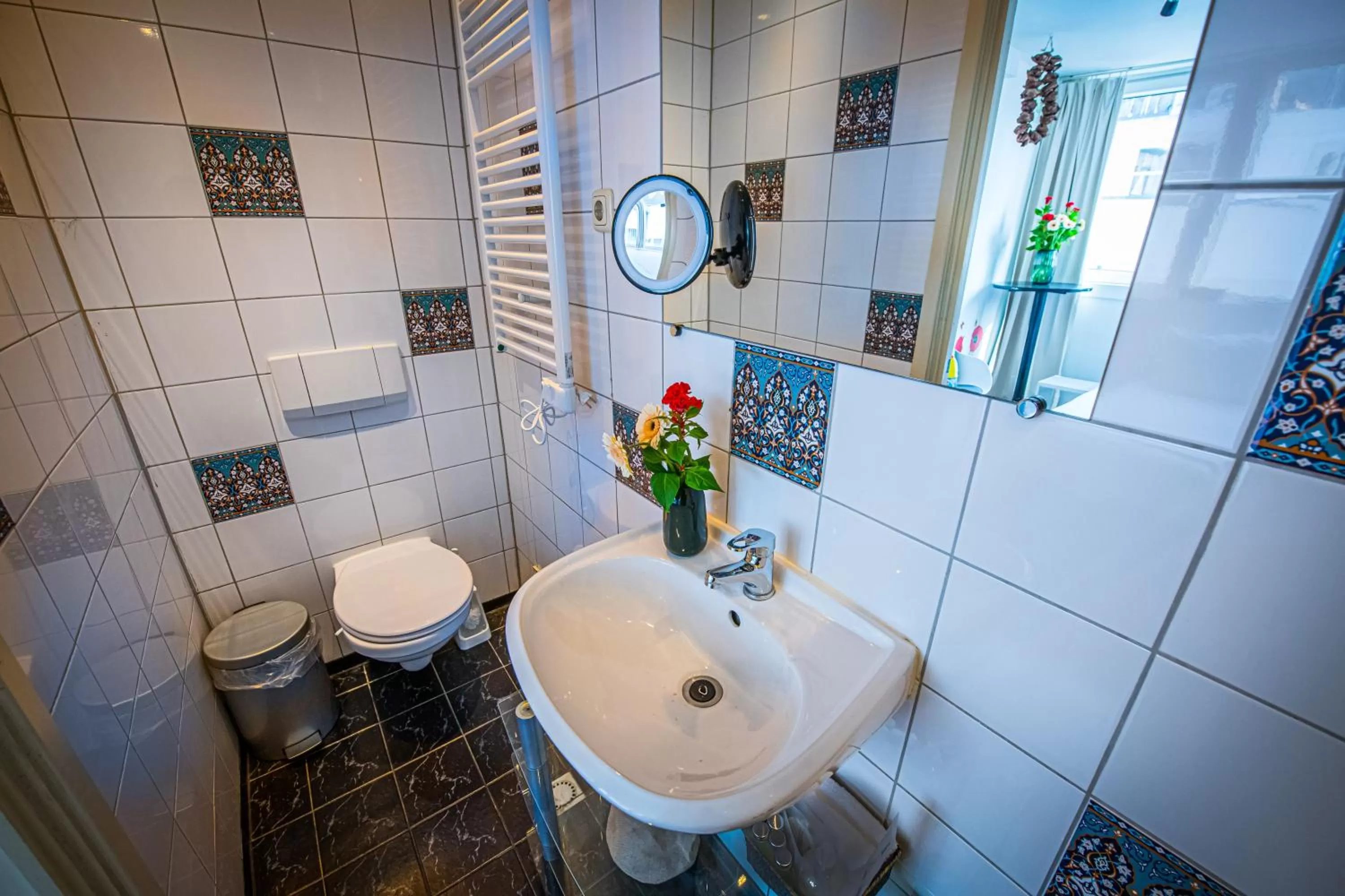 Bathroom in City Break Amsterdam