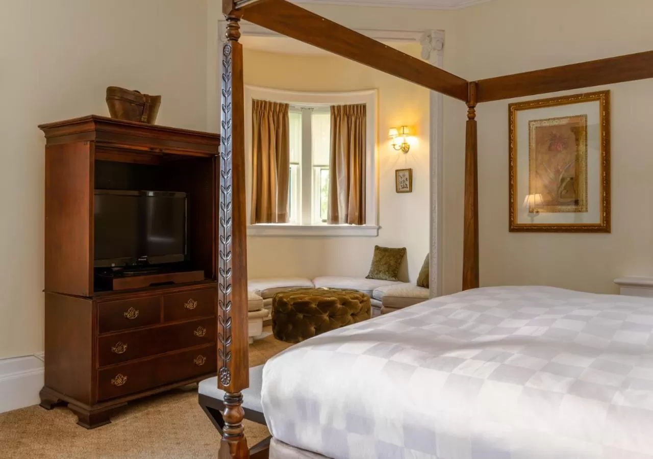 Bed in Castle Hotel & Spa