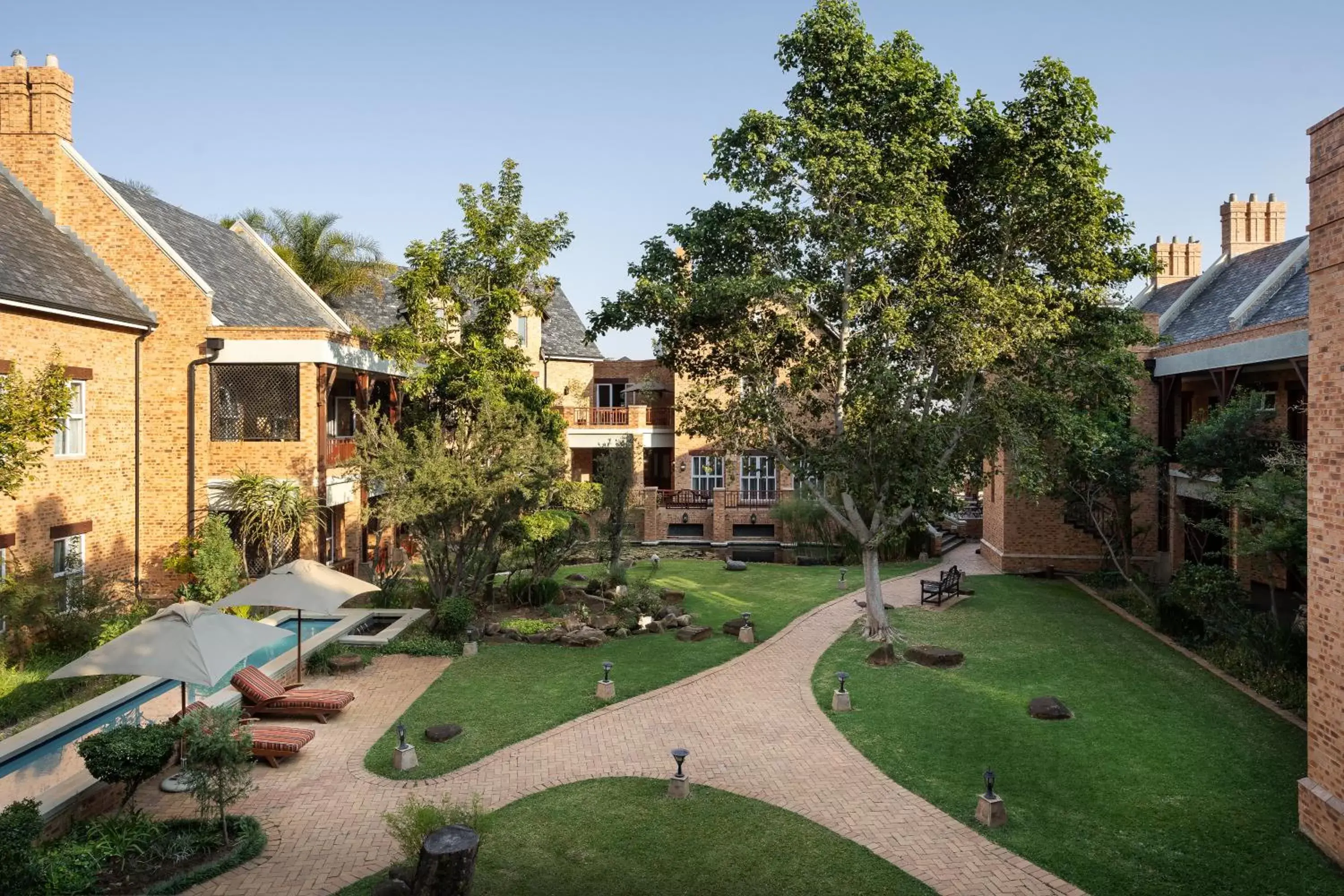 Garden, Pool View in Premier Hotel Quatermain