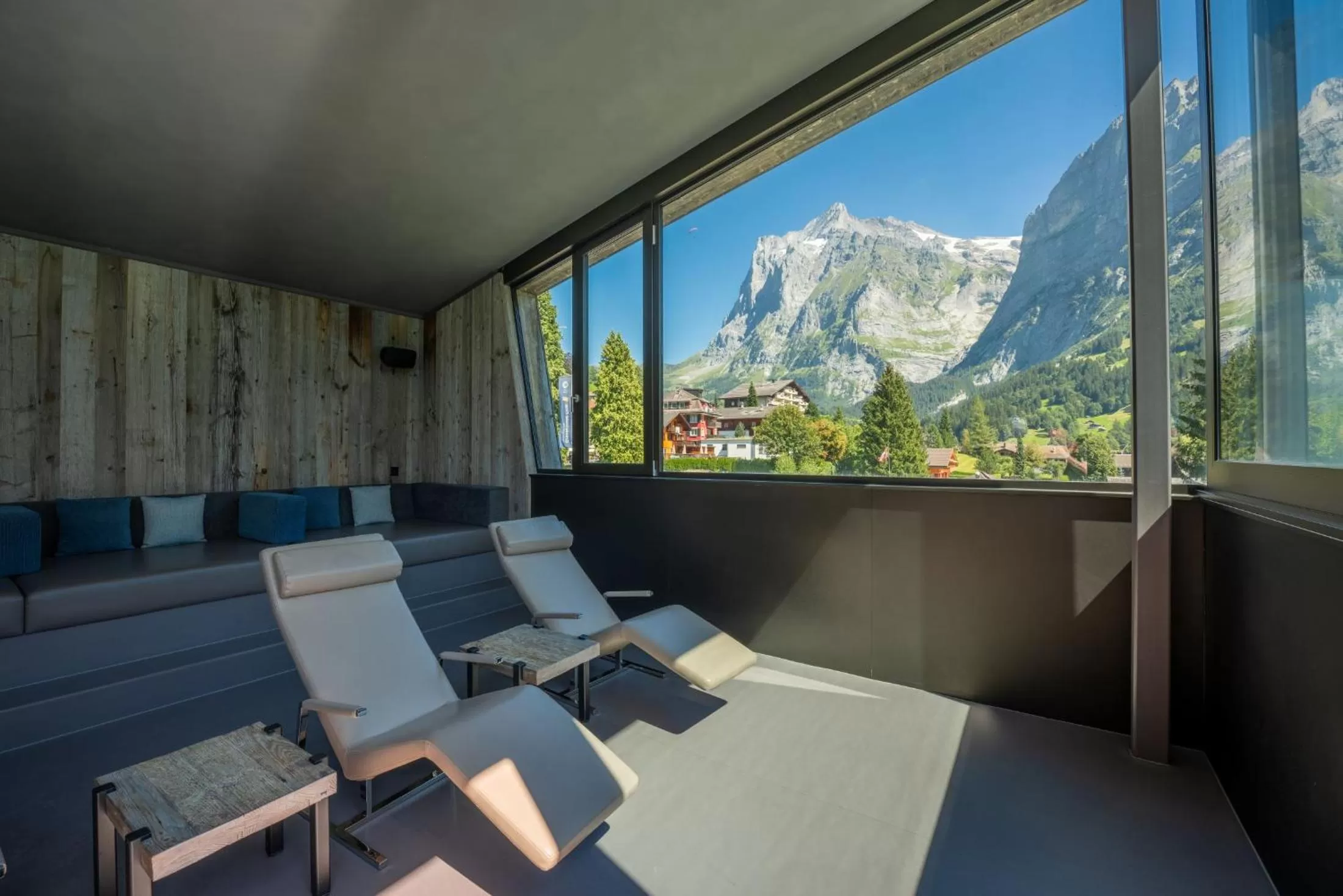 Swimming pool in Hotel Spinne Grindelwald