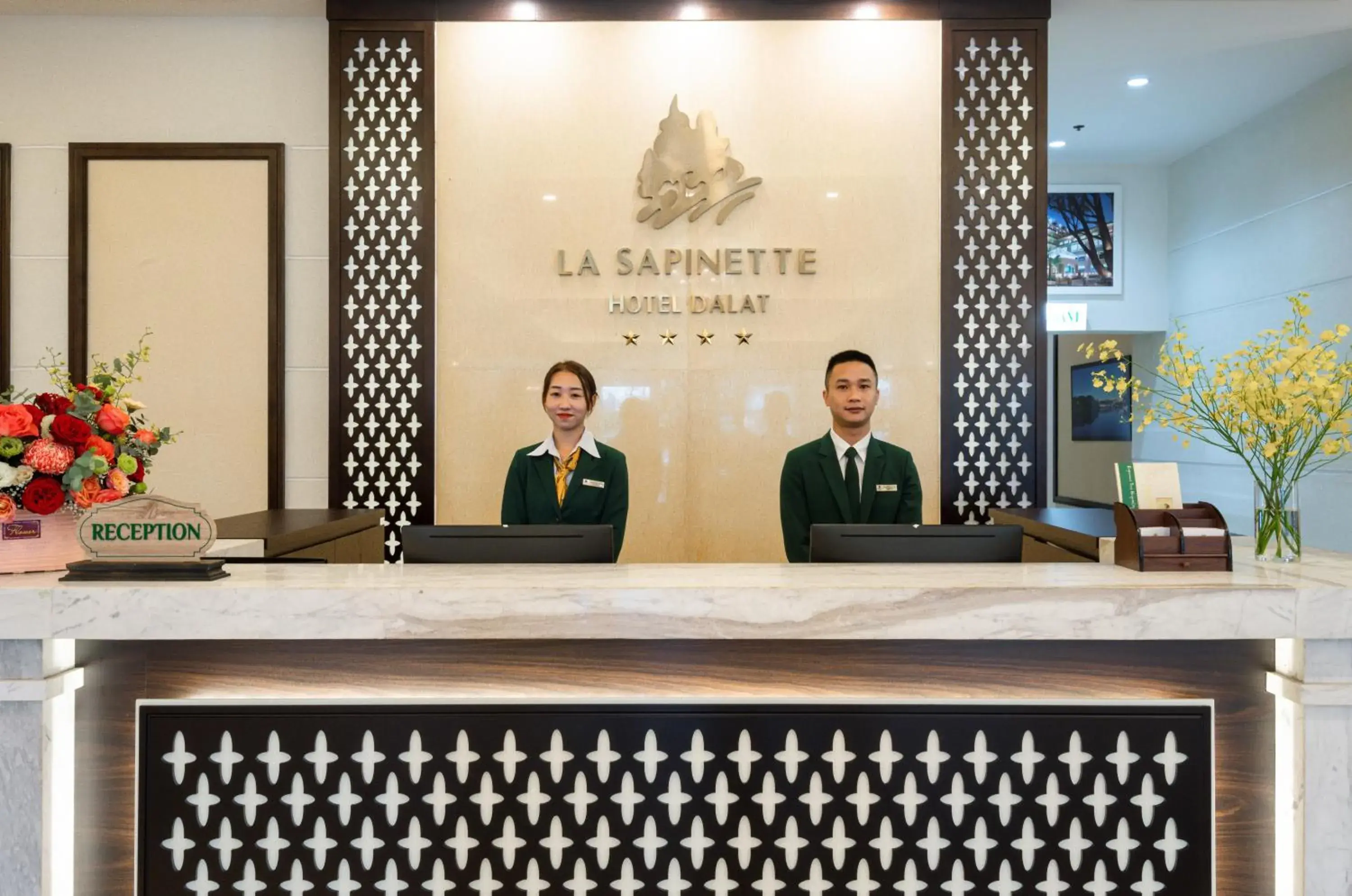 Staff, Lobby/Reception in La Sapinette Hotel