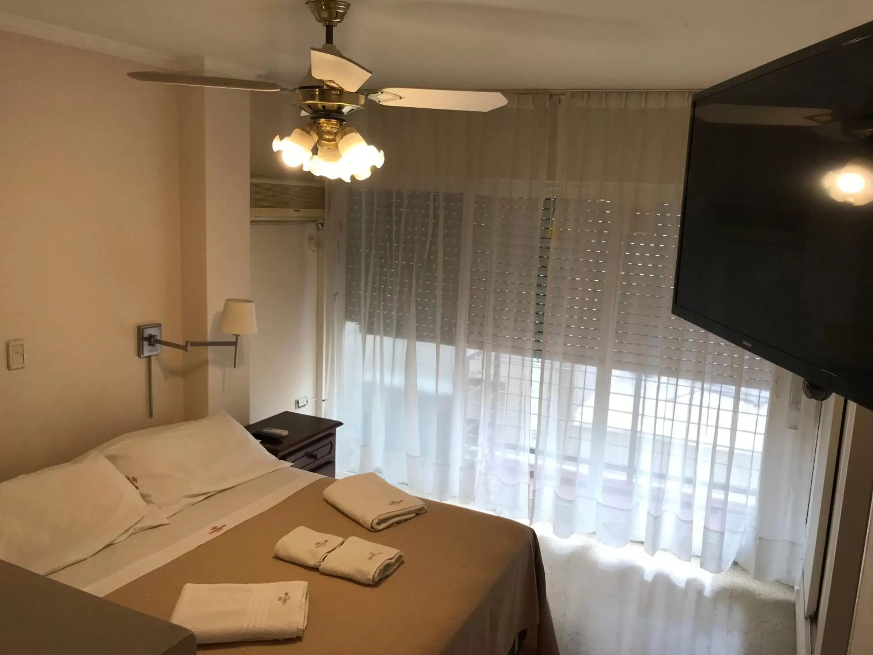 Apartment with Balcony (3 Adults) in Cordoba Inn Apart Hotel Apartment with Balcony (3 Adults) in Cordoba Inn Apart Hotel