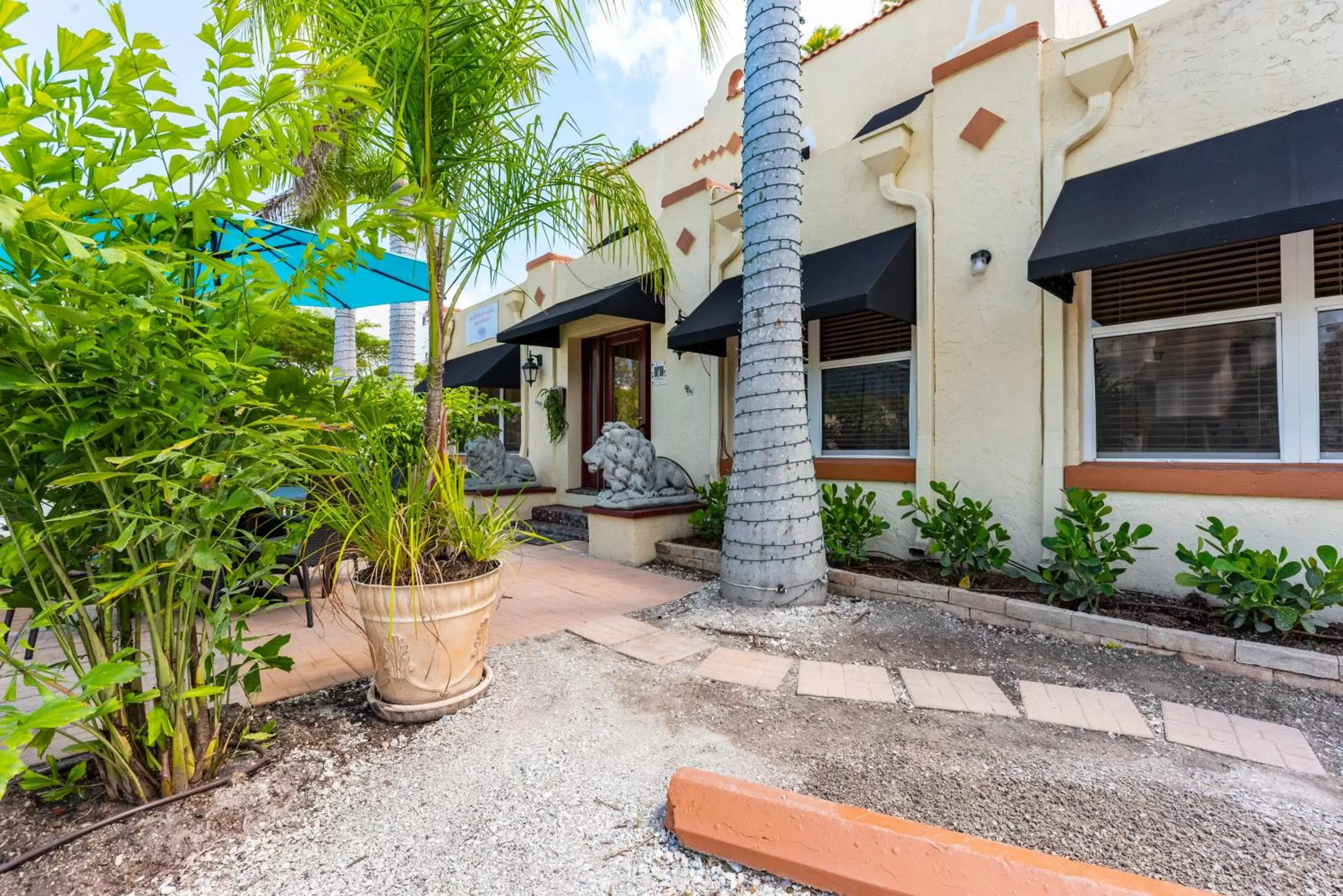 Facade/entrance in The Ringling Beach House