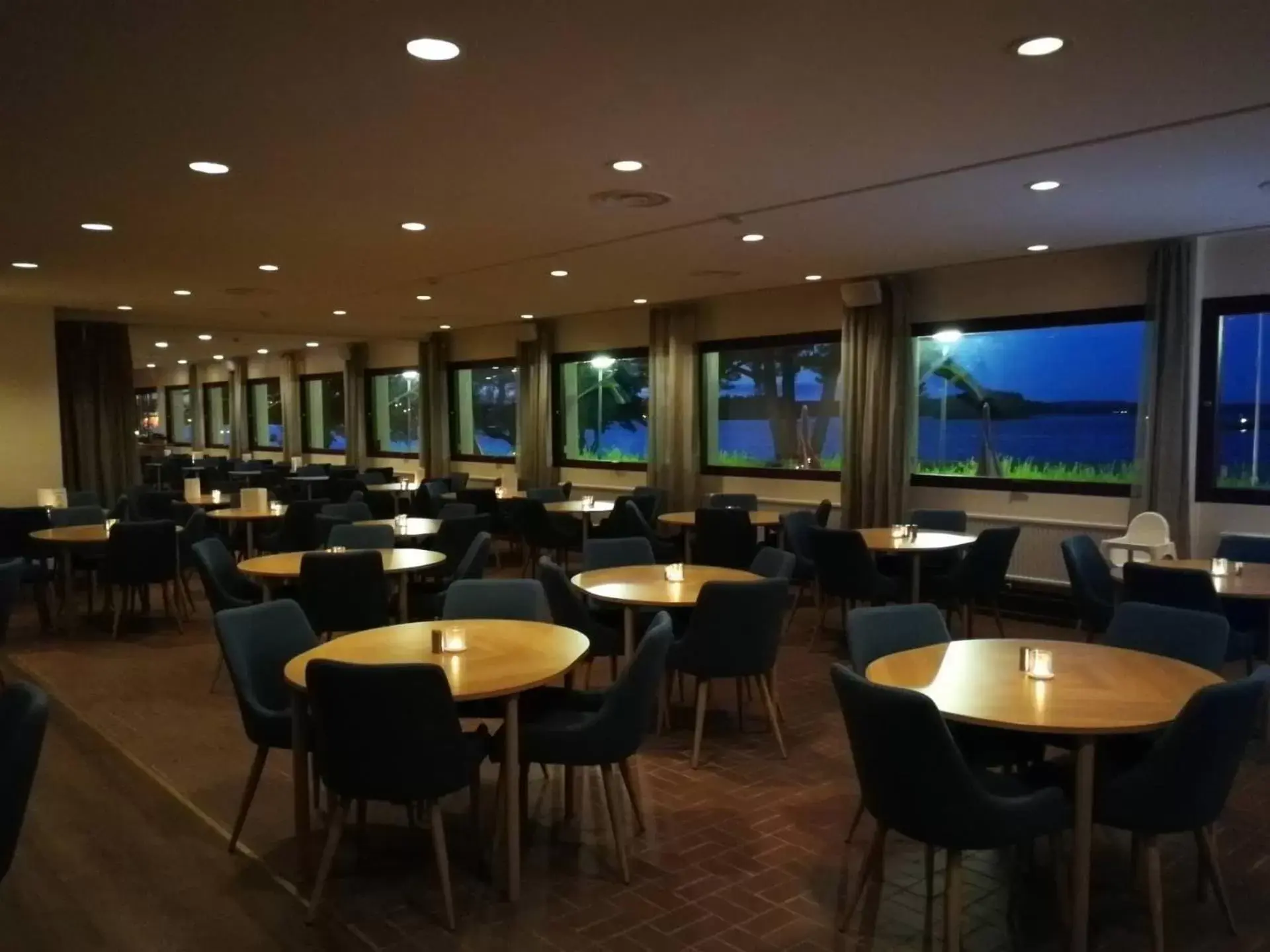 Restaurant/Places to Eat in Hotell Wettern