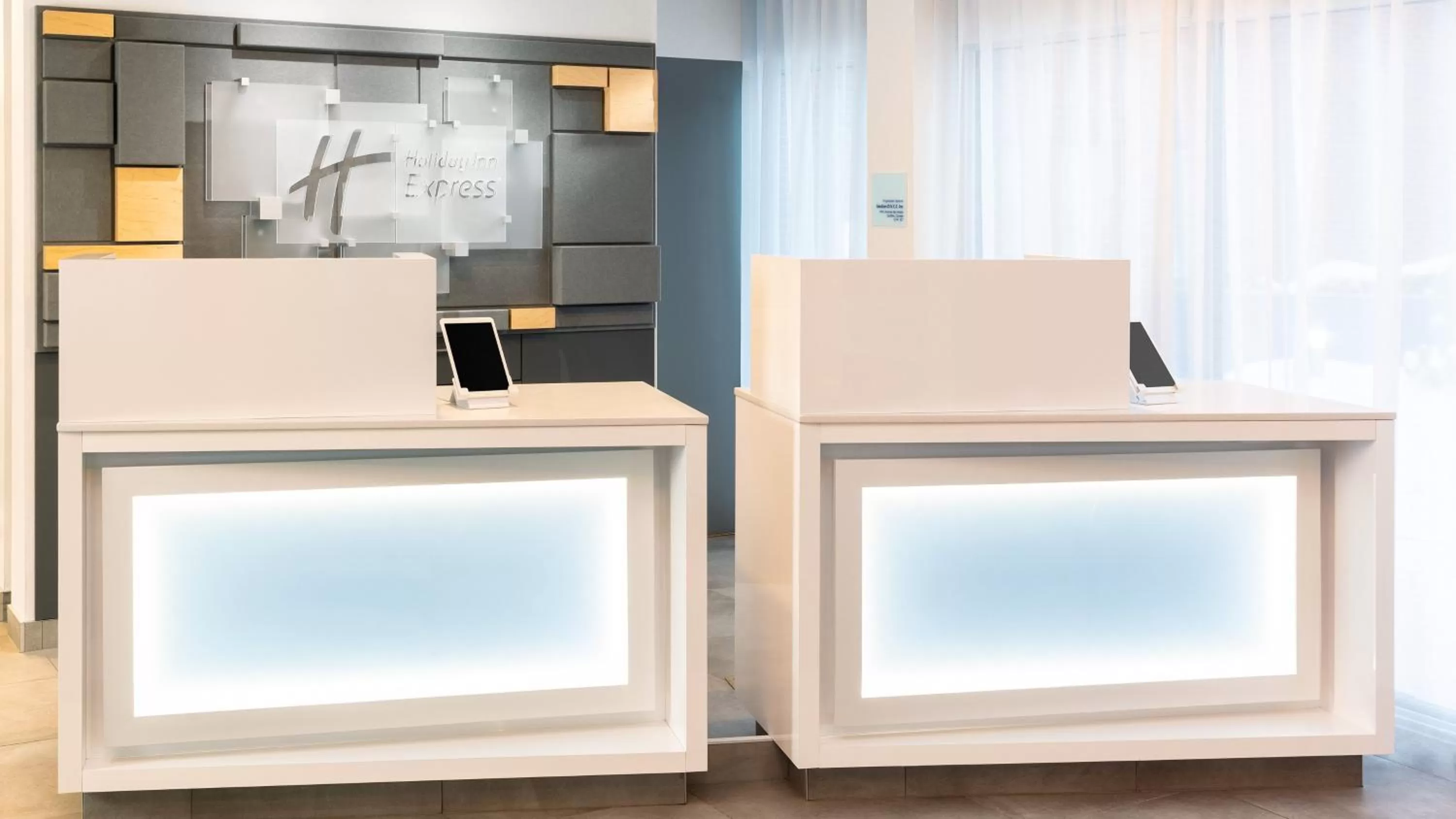 Lobby or reception in Holiday Inn Express Quebec City-Sainte Foy by IHG