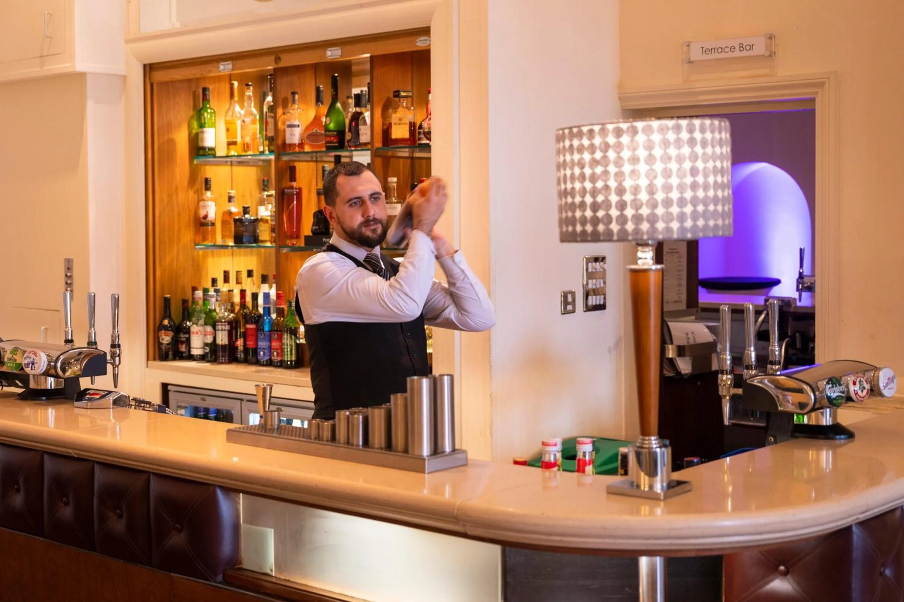 Restaurant/places to eat in St George's Hotel - Llandudno