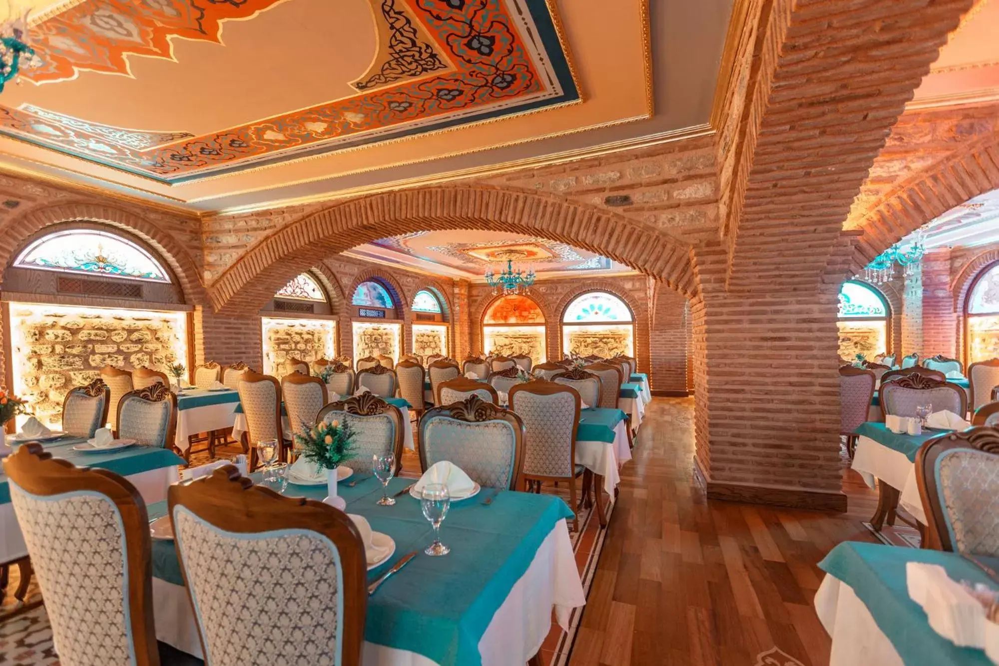 Restaurant/Places to Eat in Seven Hills Palace & Spa