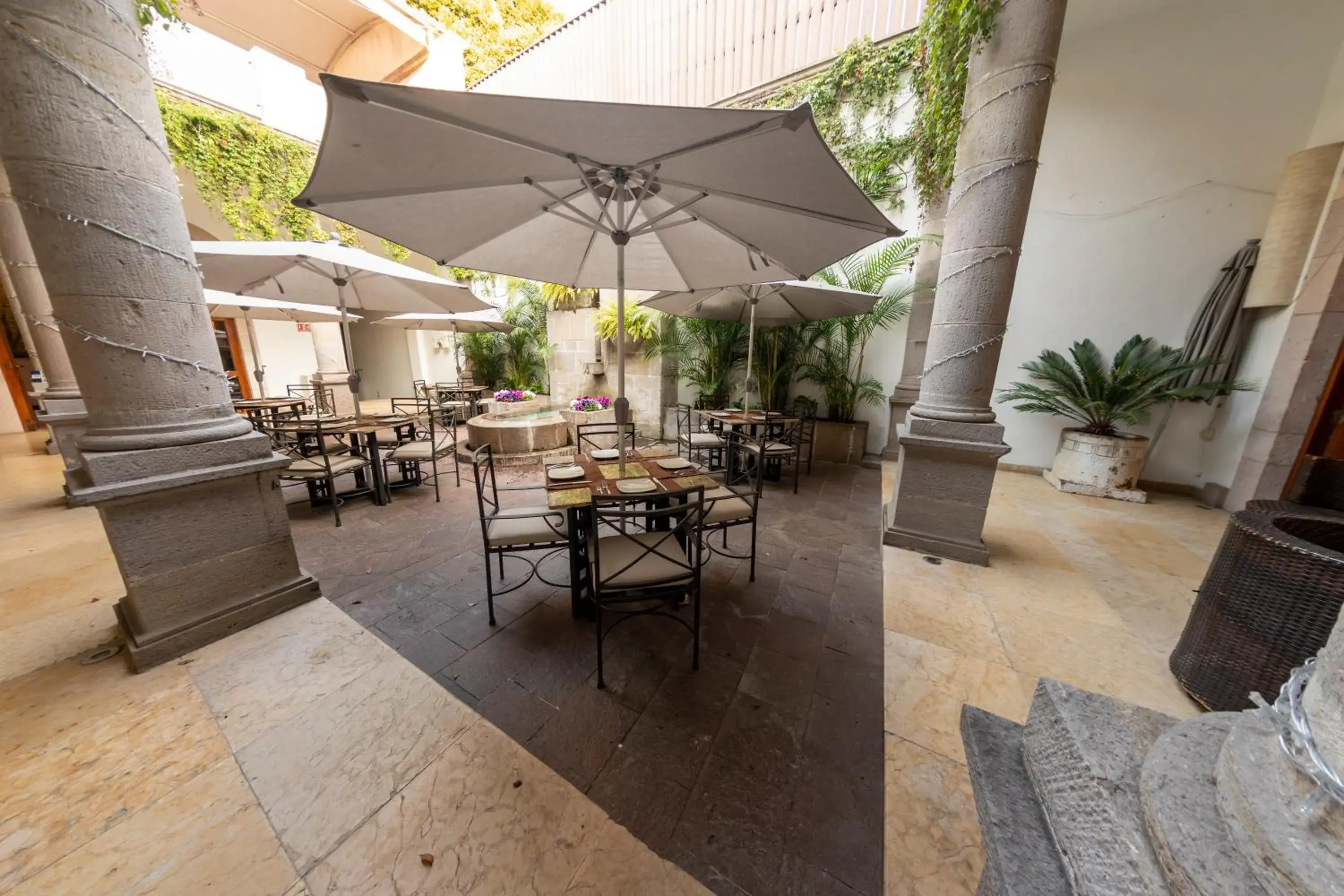 Patio, Restaurant/Places to Eat in Hotel Boutique Casa San Diego