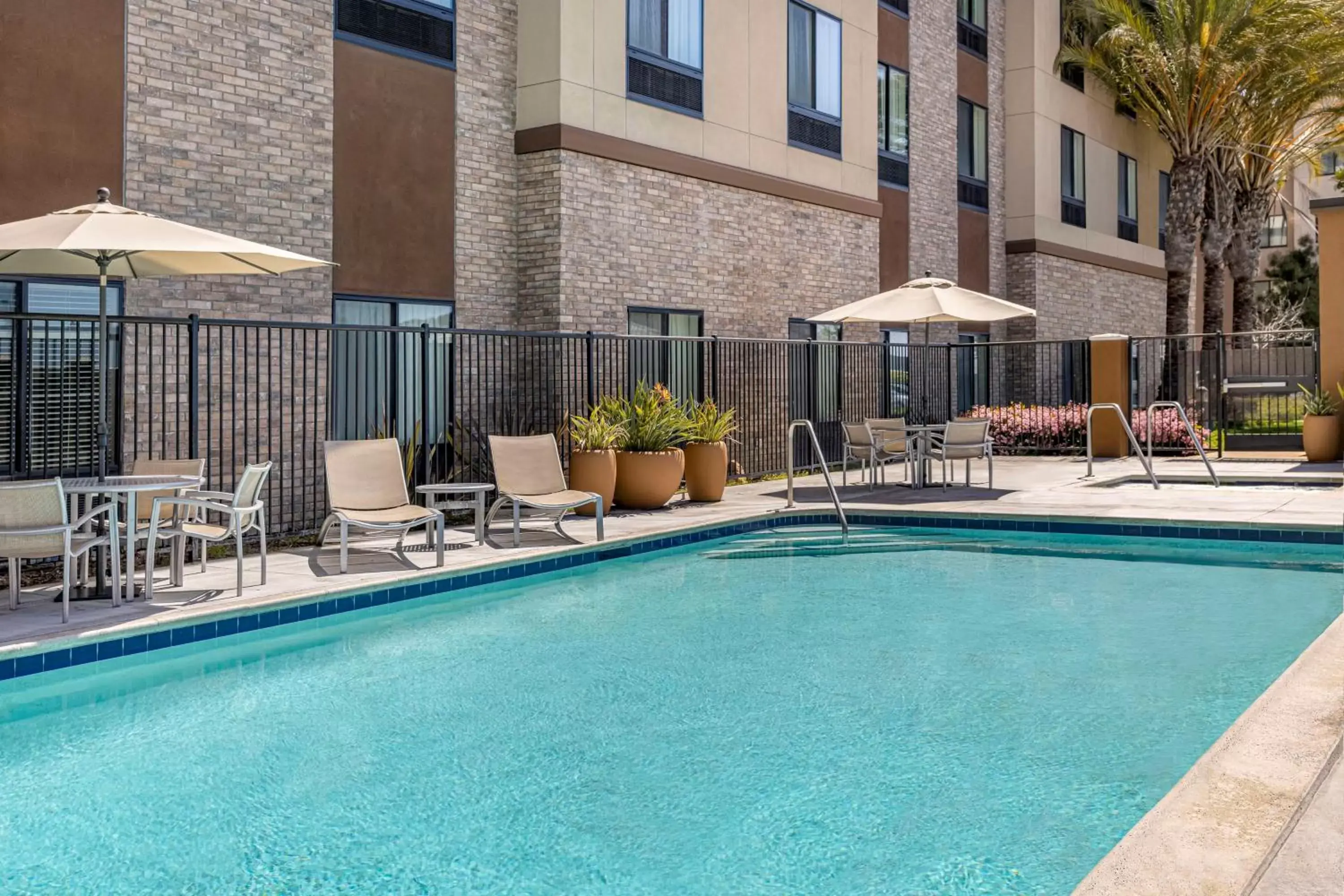 Pool view in Hilton Garden Inn Los Angeles/Redondo Beach Pool view in Hilton Garden Inn Los Angeles/Redondo Beach